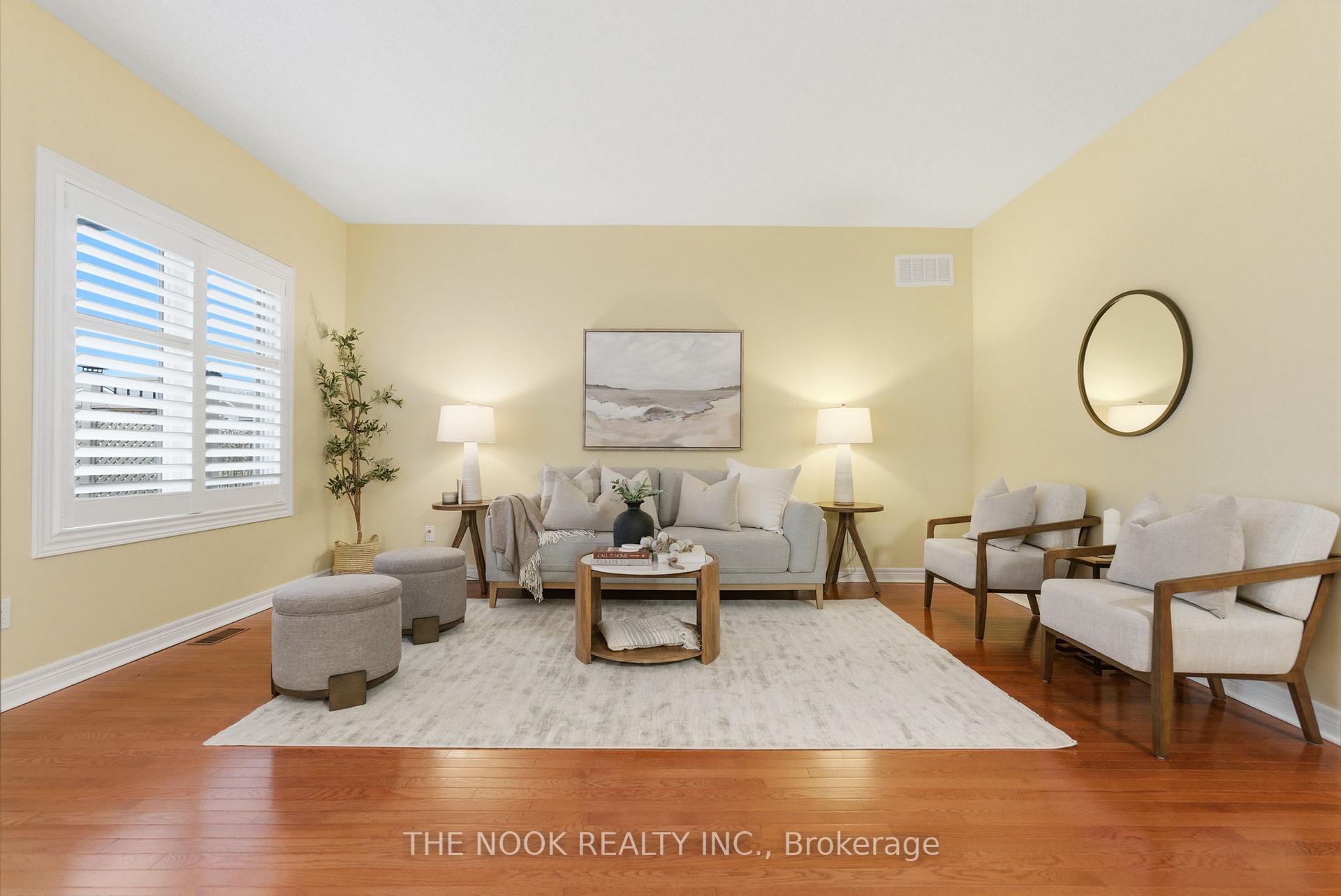 Photo 15 of 19 Heatherlea Drive, Clarington, Bowmanville — HOMEH