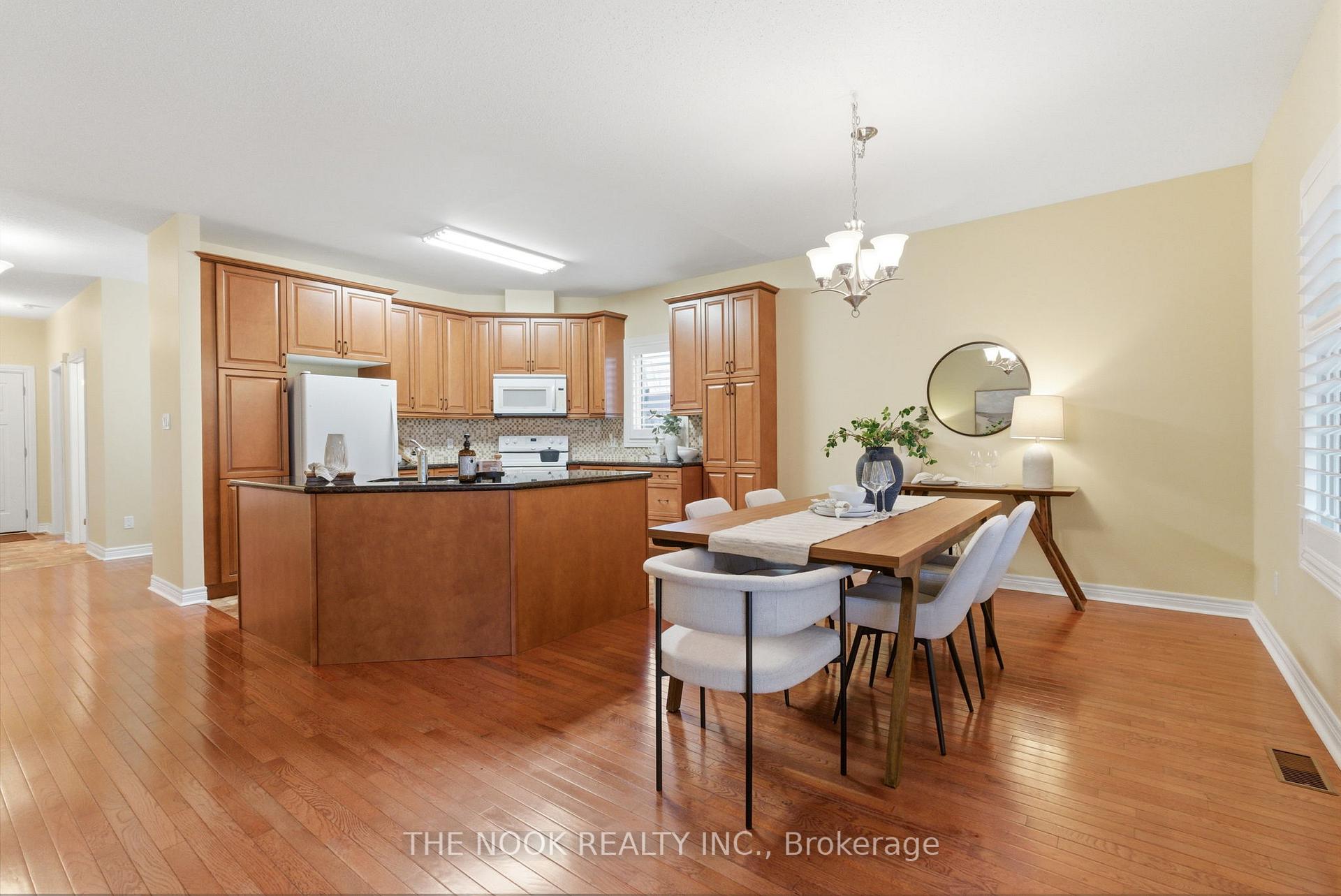 Photo 16 of 19 Heatherlea Drive, Clarington, Bowmanville — HOMEH