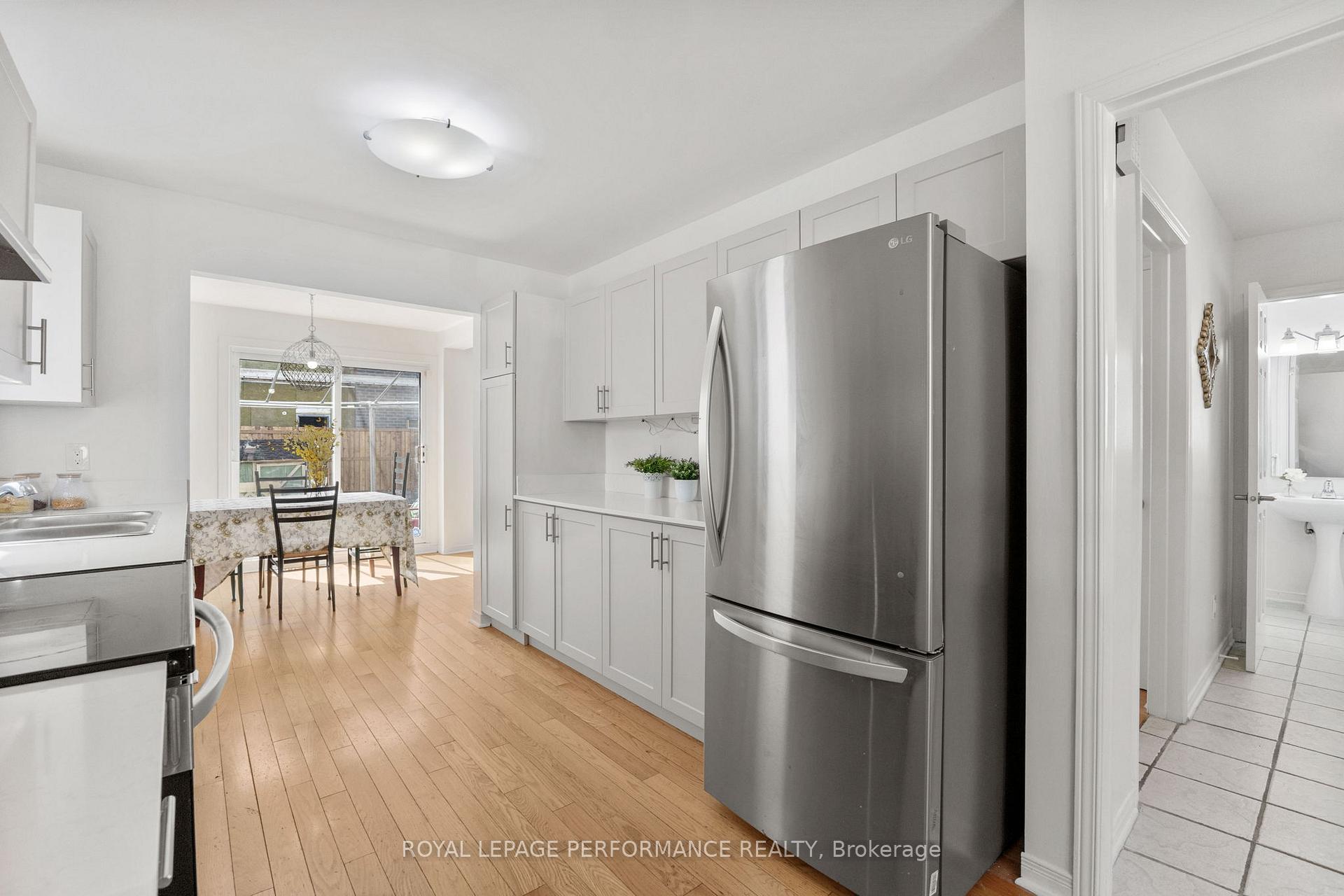 Photo 6 of 2768 Wyldewood Street, Ottawa, Emerald Woods/Sawmill Creek — HOMEH