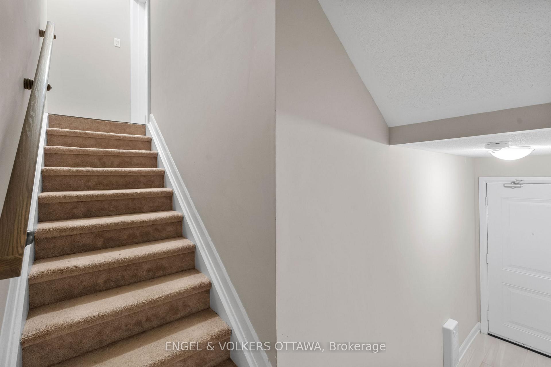 Photo 6 of 62 Affinity Private, Ottawa, Barrhaven - Heritage Park — HOMEH