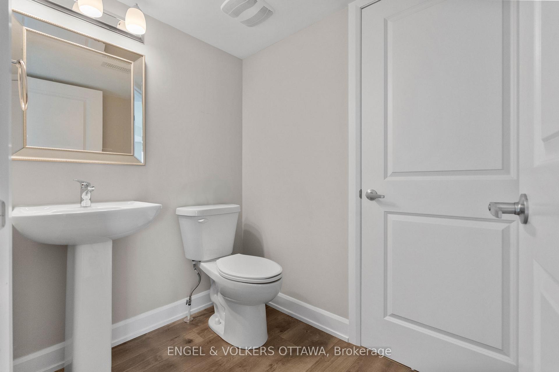 Photo 19 of 62 Affinity Private, Ottawa, Barrhaven - Heritage Park — HOMEH