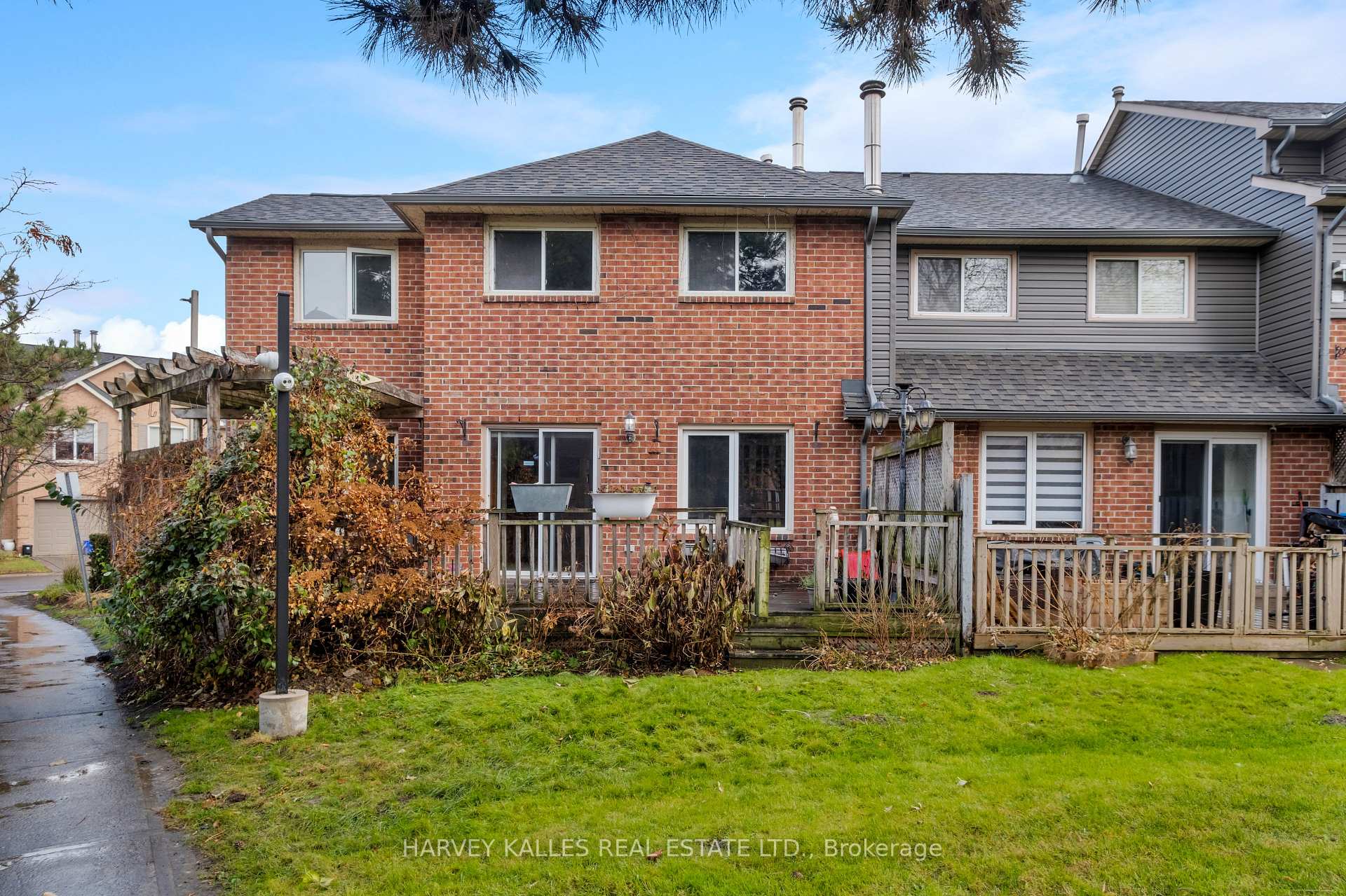 Photo 41 of 14 Beaumont Place, Vaughan, Uplands — HOMEH