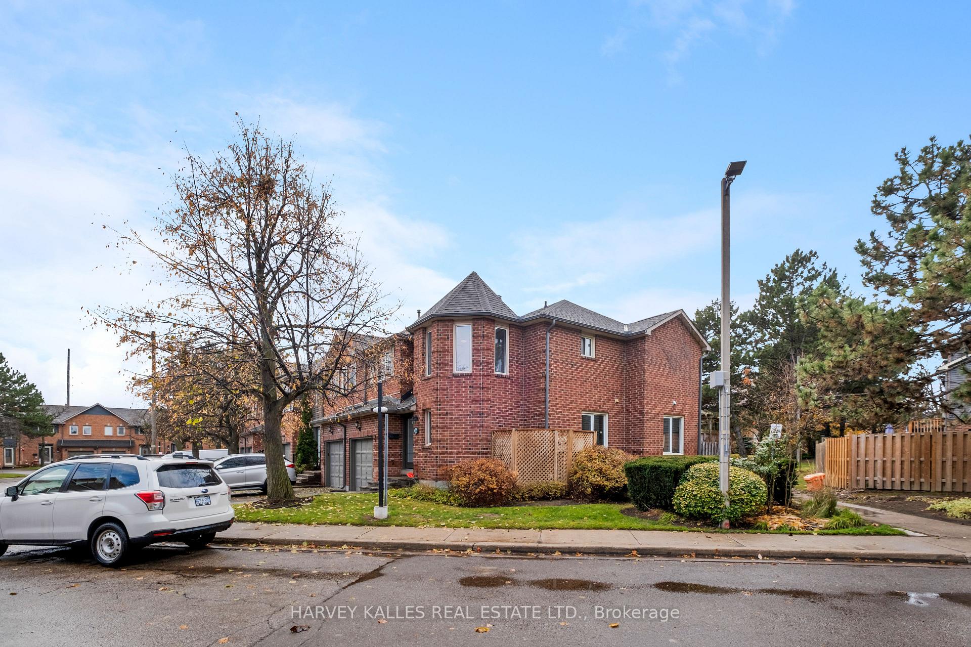 Photo 45 of 14 Beaumont Place, Vaughan, Uplands — HOMEH