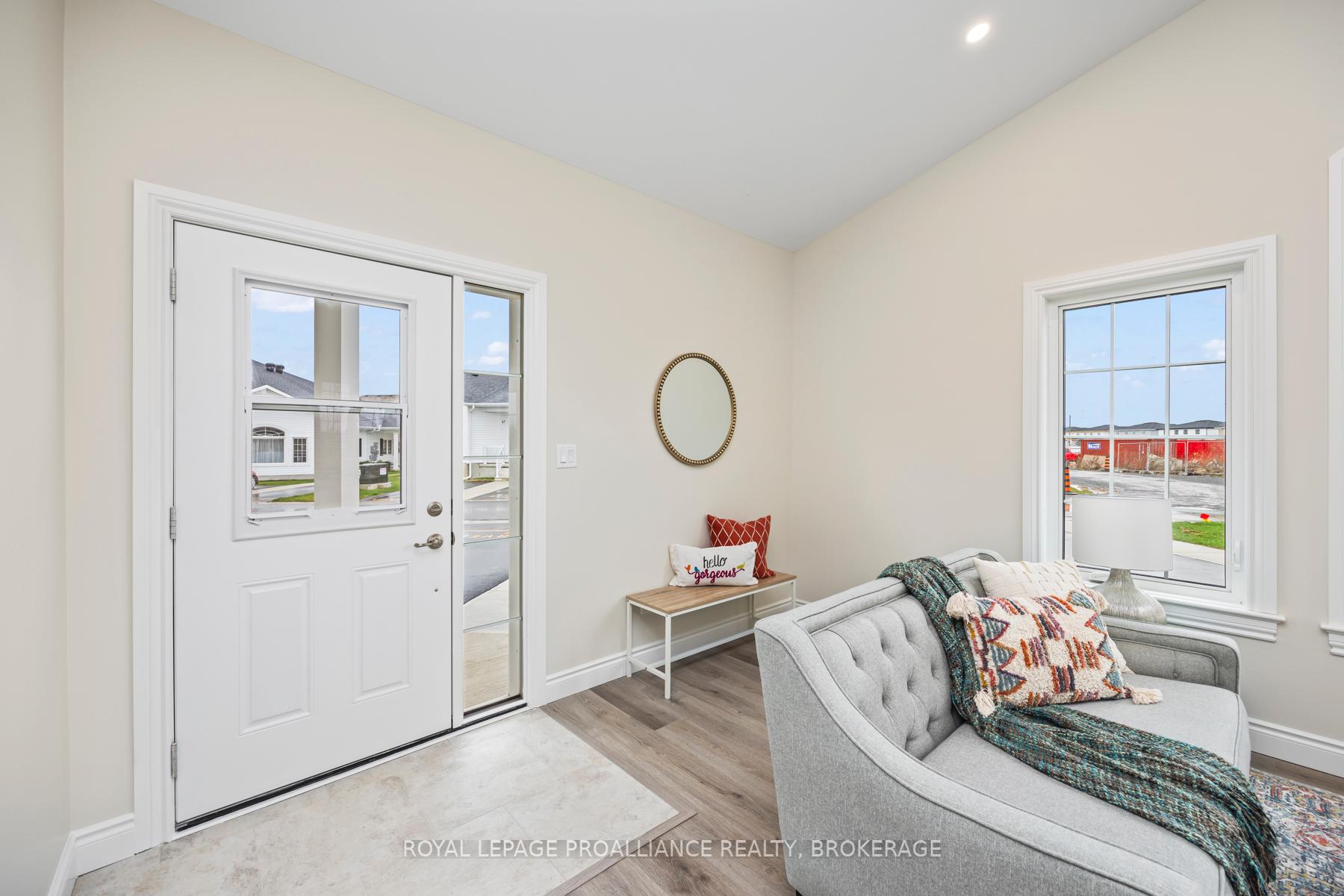 Photo 4 of 4 Lowry Place, Loyalist, Amherstview — HOMEH
