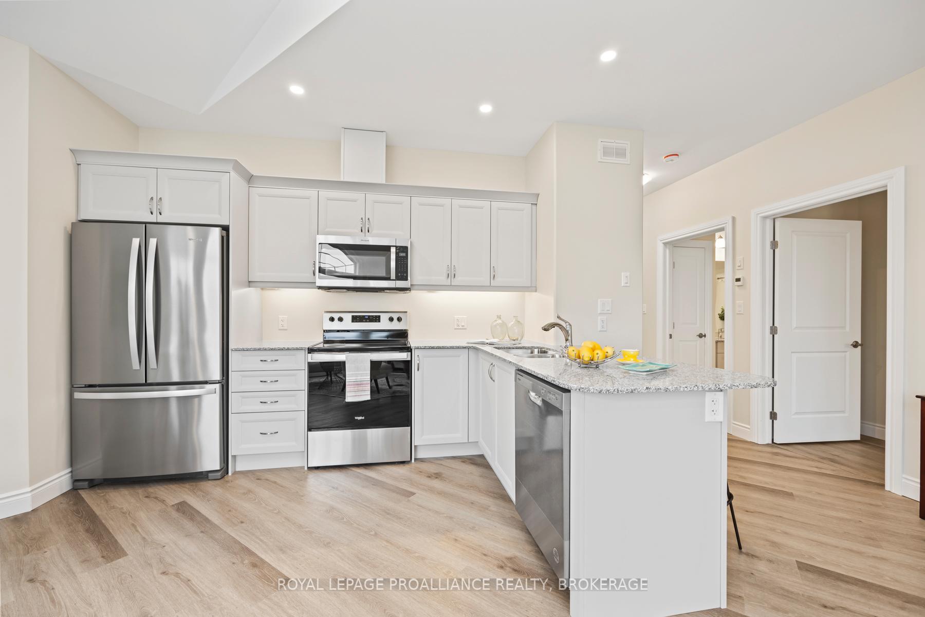 Photo 11 of 4 Lowry Place, Loyalist, Amherstview — HOMEH