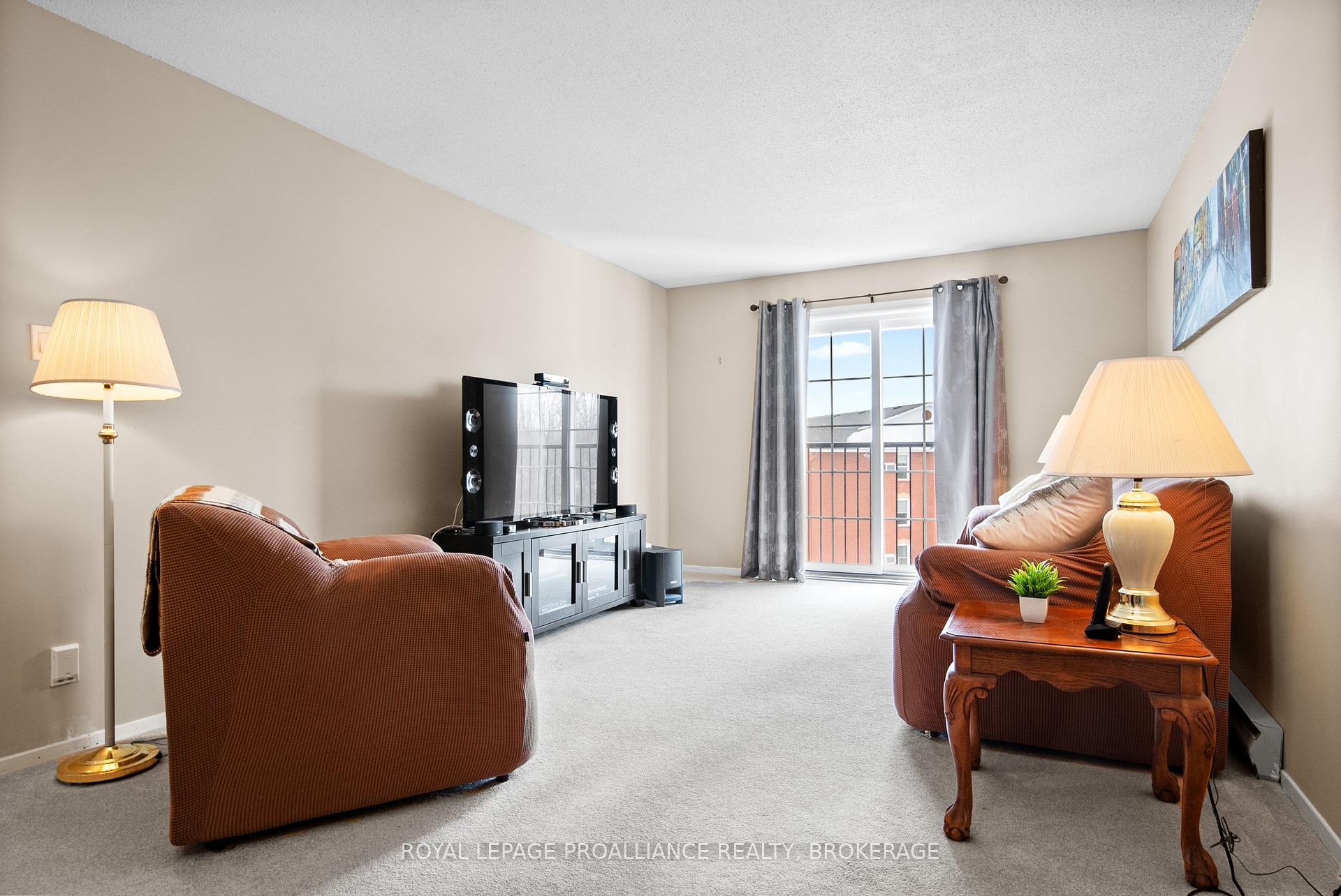 Photo 12 of Unit 405, 550 Talbot Place, Gananoque — HOMEH