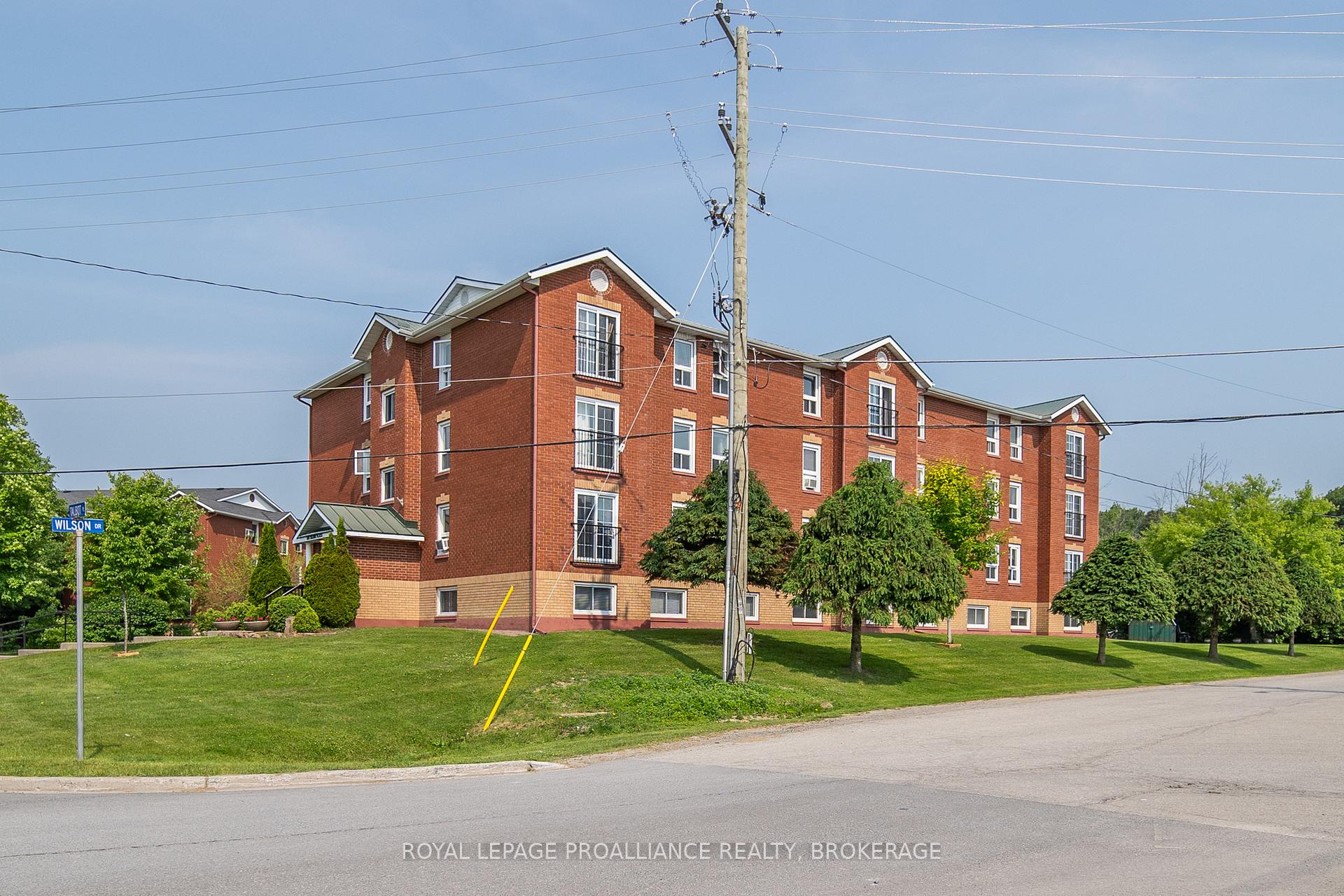 Photo 31 of Unit 405, 550 Talbot Place, Gananoque — HOMEH