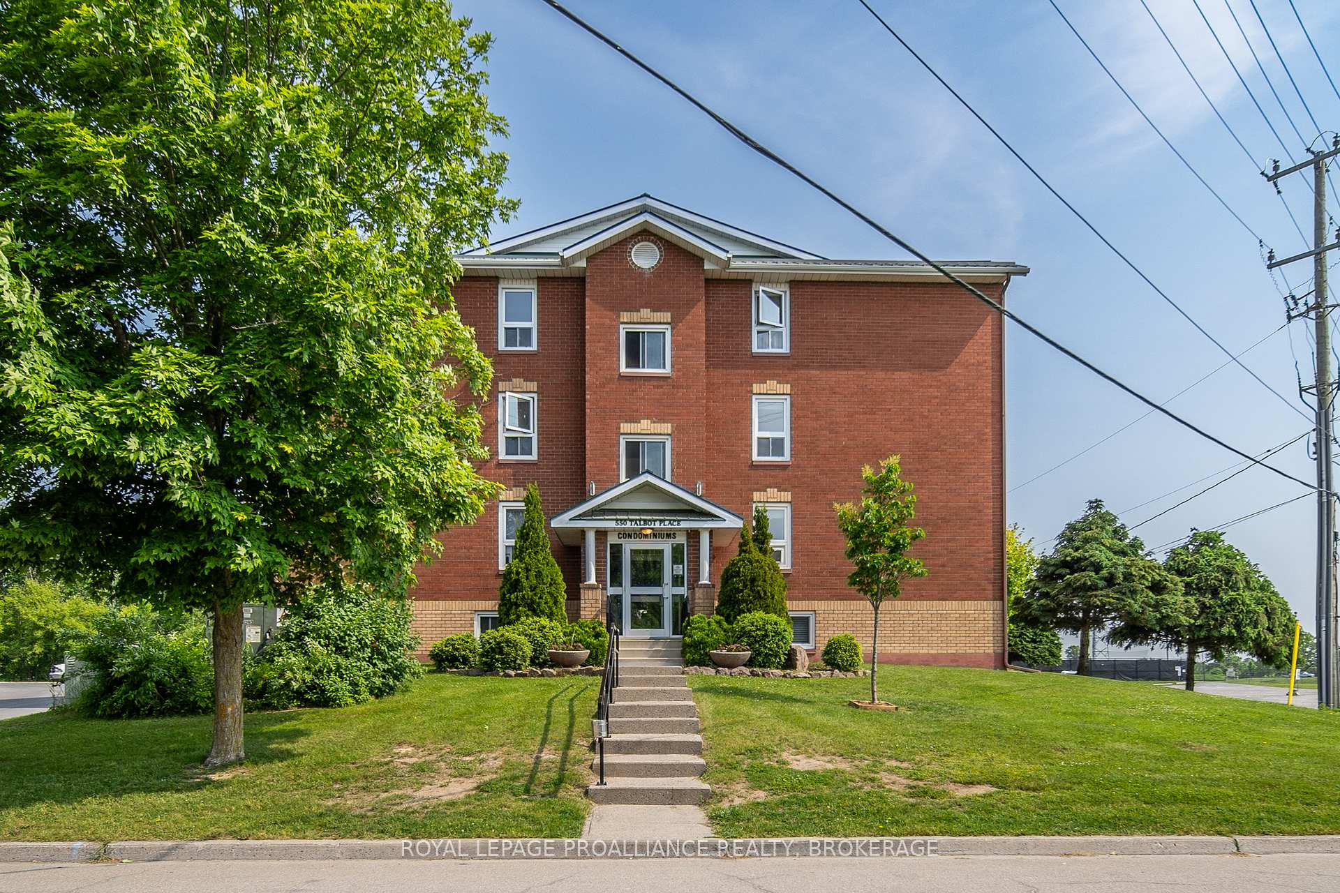 Photo 33 of Unit 405, 550 Talbot Place, Gananoque — HOMEH