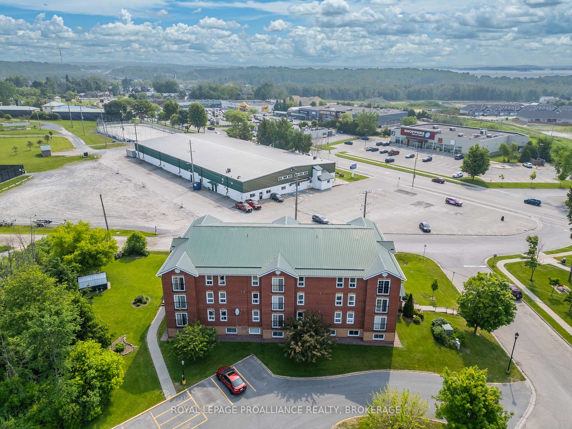 Photo 36 of Unit 405, 550 Talbot Place, Gananoque — HOMEH