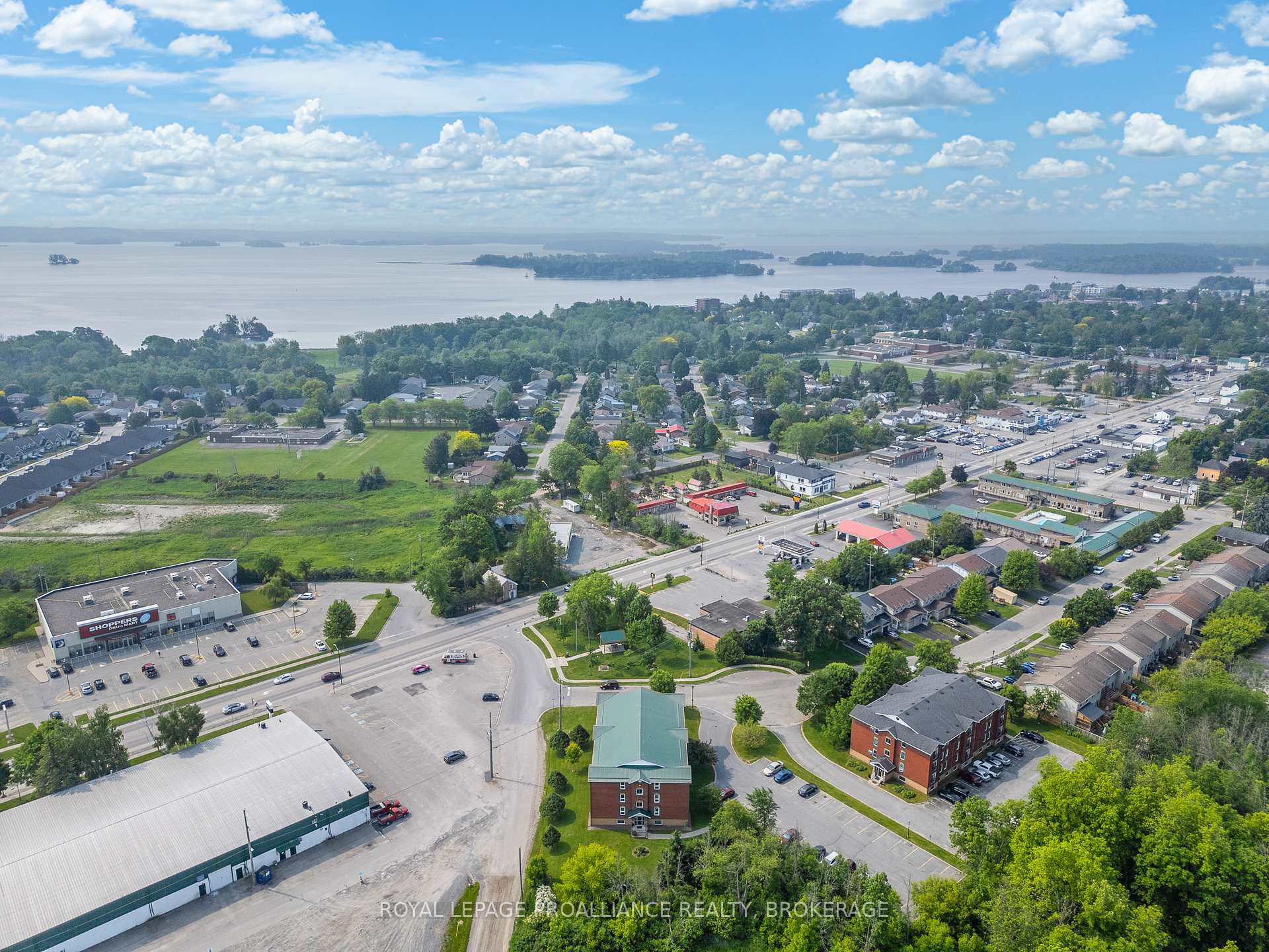 Photo 40 of Unit 405, 550 Talbot Place, Gananoque — HOMEH