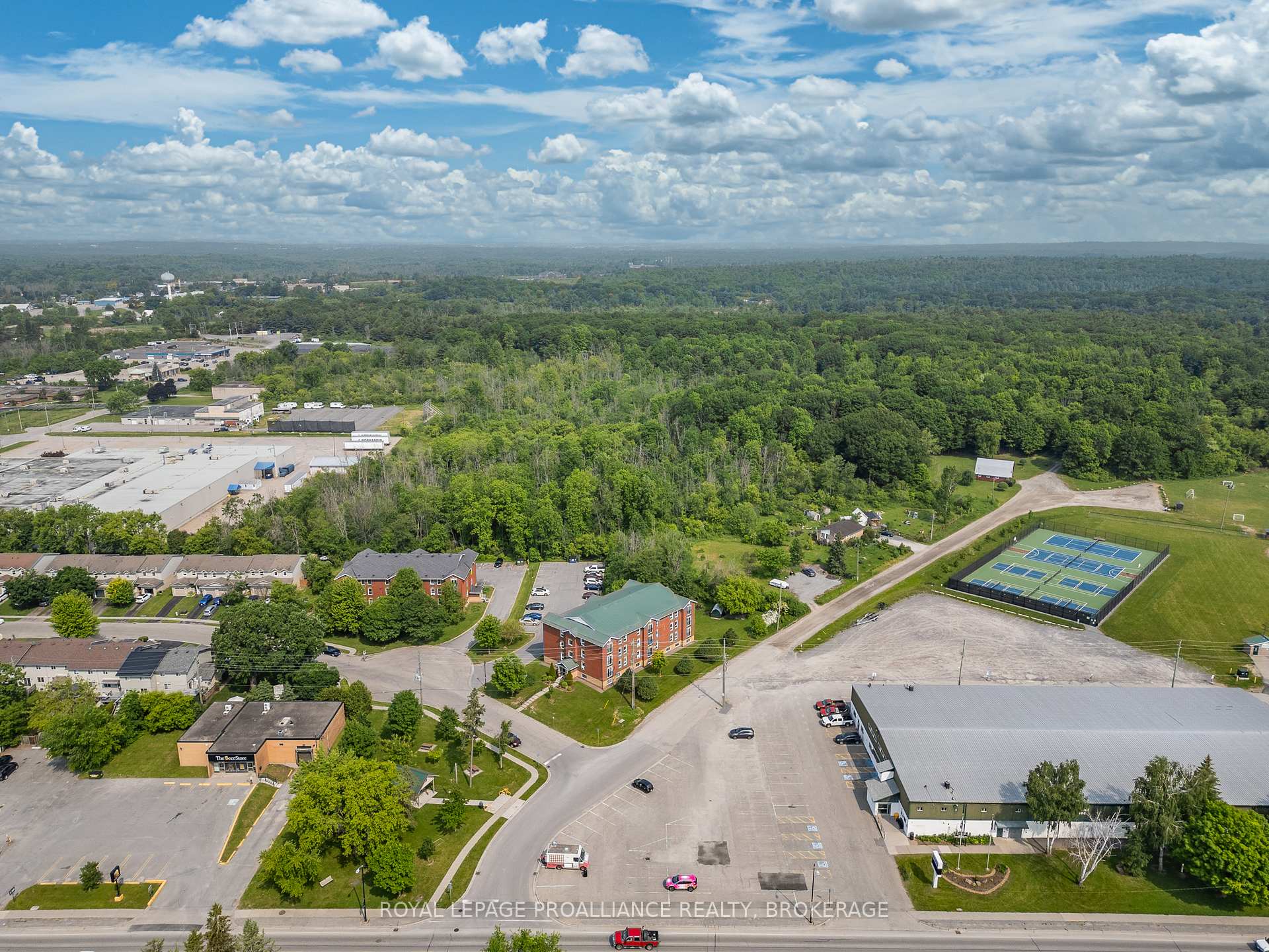Photo 45 of Unit 405, 550 Talbot Place, Gananoque — HOMEH