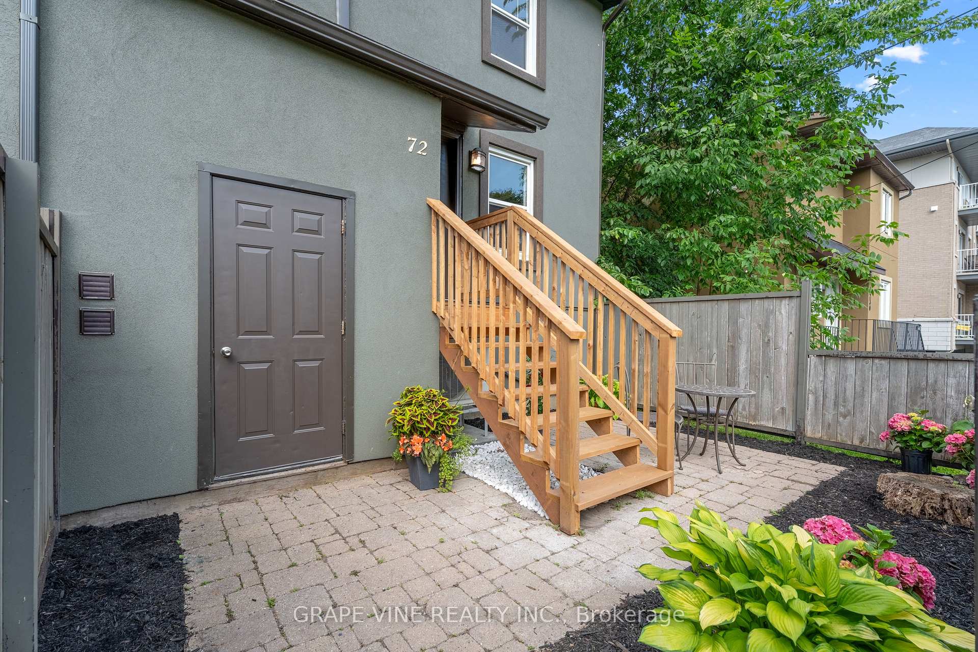 Photo 2 of Unit 72, 1250 Mcwatters Road, Ottawa, Queensway Terrace South/Ridgeview — HOMEH