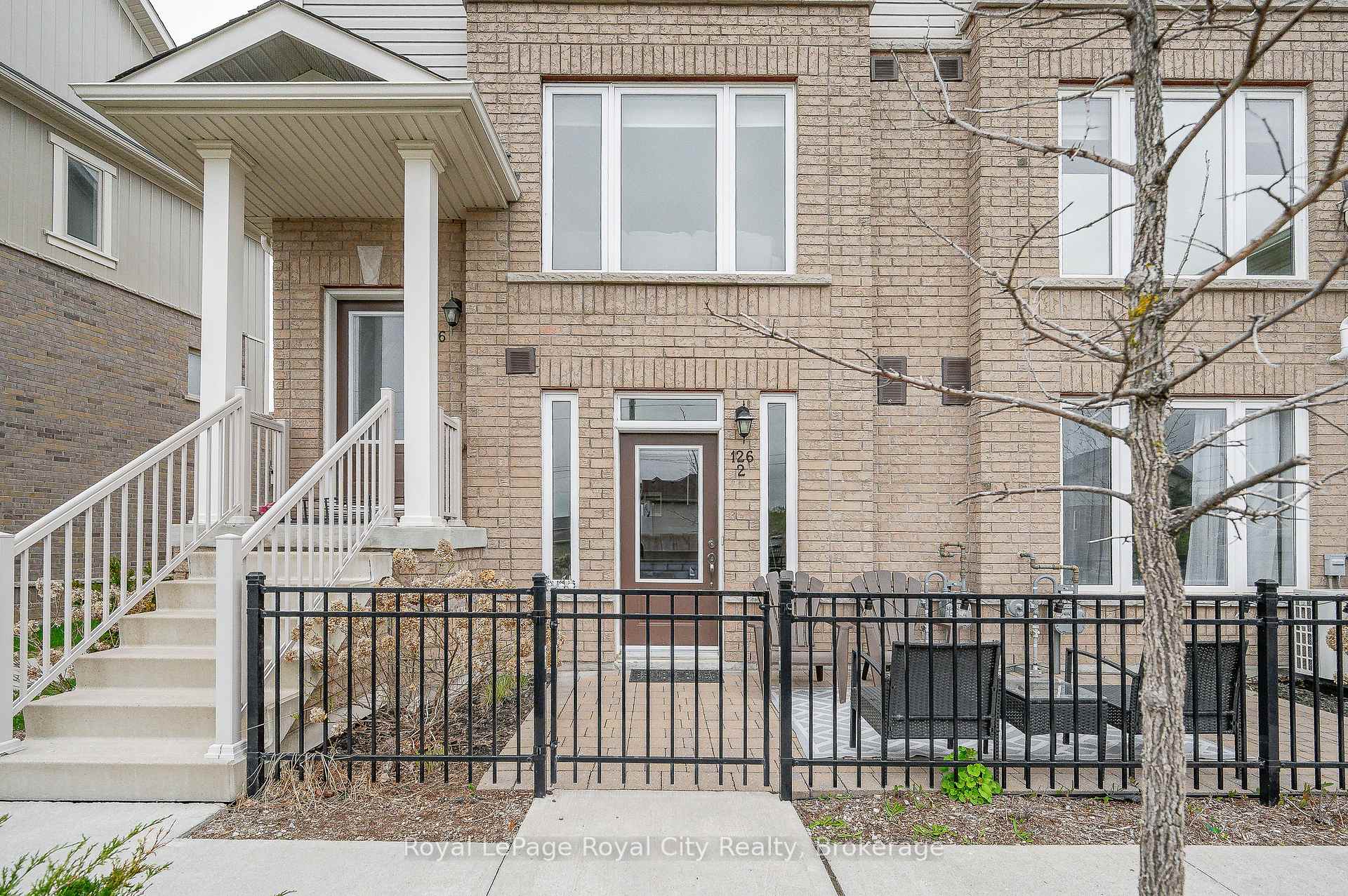 Photo 3 of Unit 2, 126 Watson Parkway N, Guelph, Grange Road — HOMEH