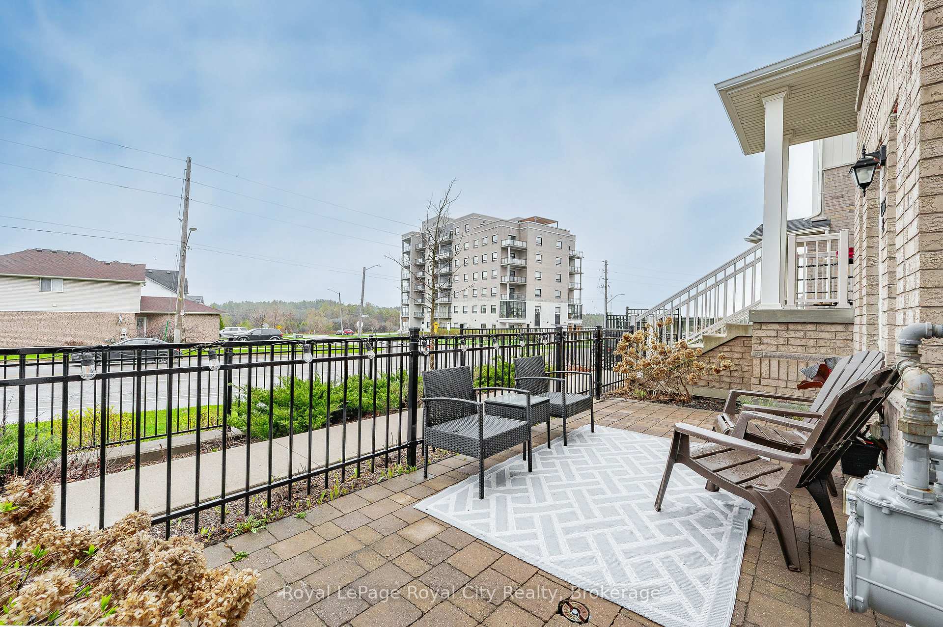 Photo 6 of Unit 2, 126 Watson Parkway N, Guelph, Grange Road — HOMEH