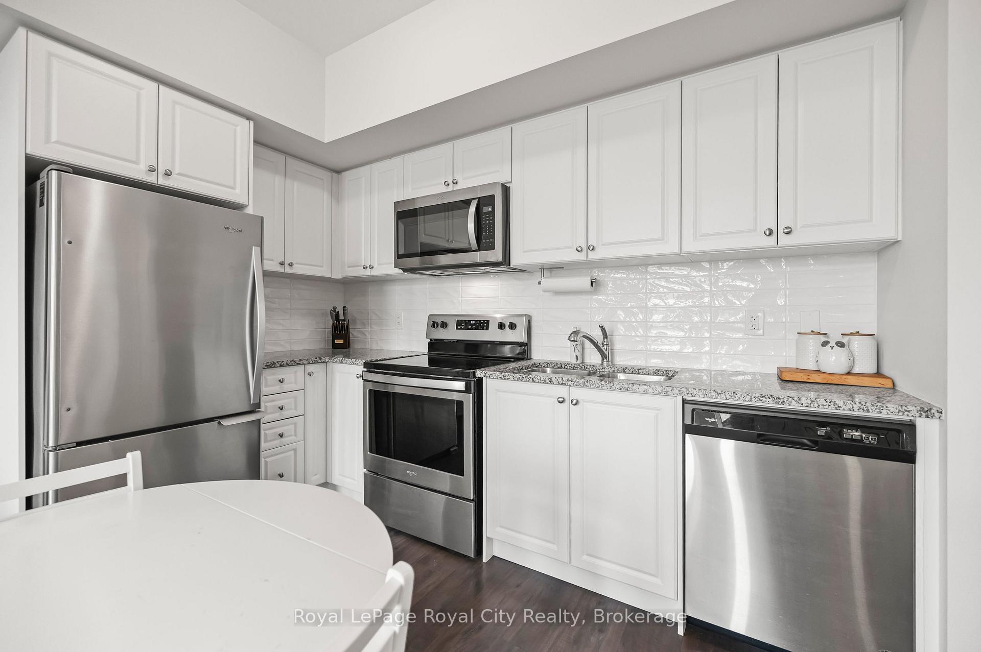 Photo 15 of Unit 2, 126 Watson Parkway N, Guelph, Grange Road — HOMEH