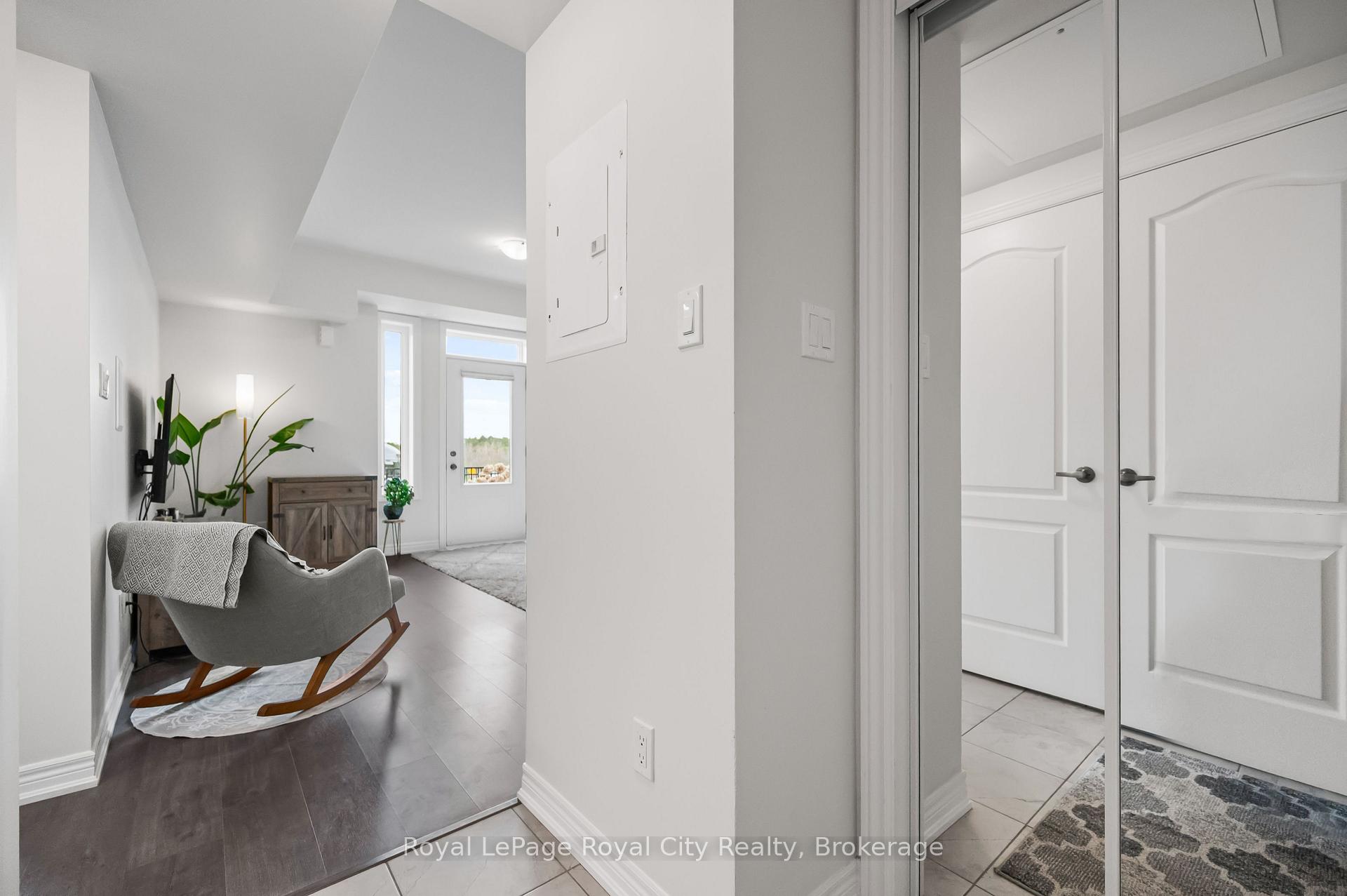 Photo 19 of Unit 2, 126 Watson Parkway N, Guelph, Grange Road — HOMEH