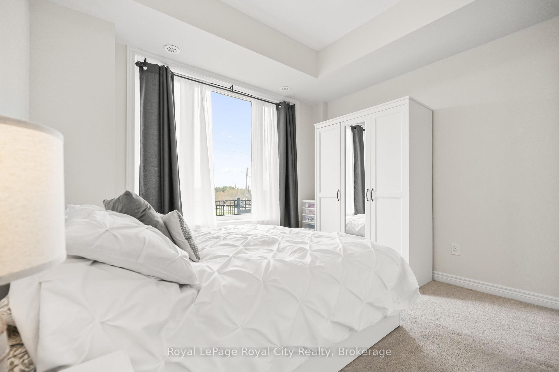 Photo 23 of Unit 2, 126 Watson Parkway N, Guelph, Grange Road — HOMEH