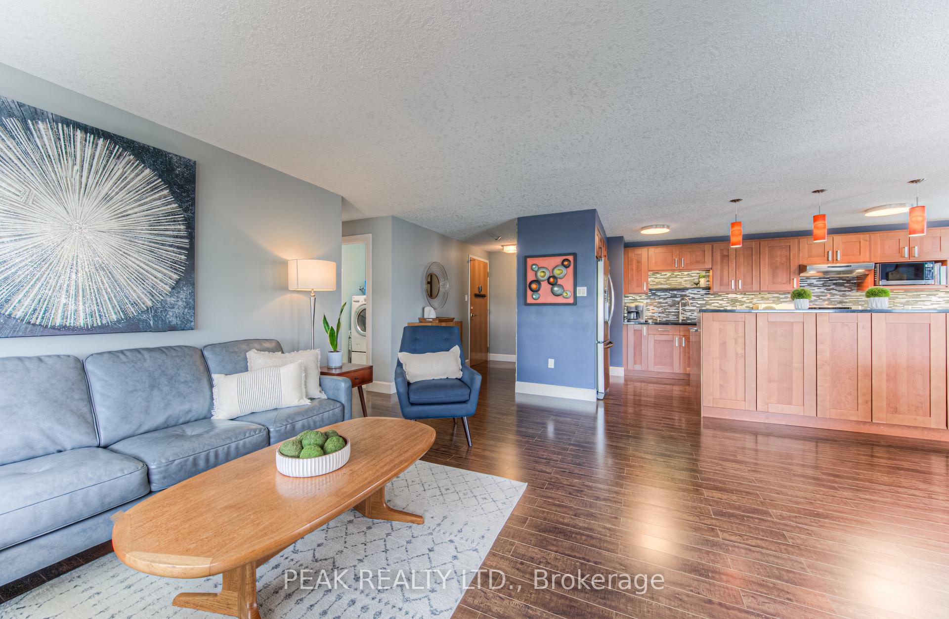Photo 10 of Unit 811, 55 Blue Springs Drive, Waterloo — HOMEH