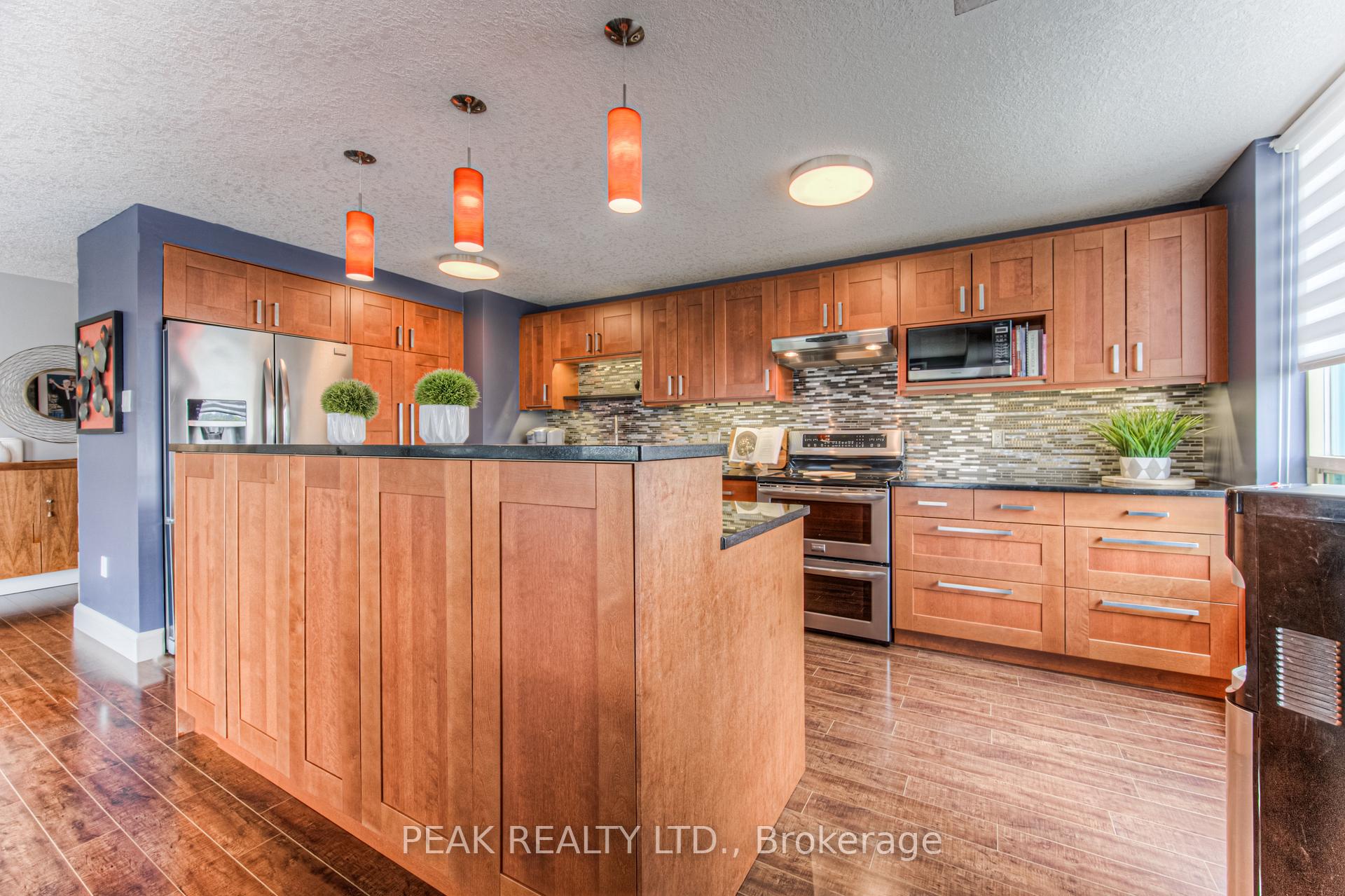 Photo 18 of Unit 811, 55 Blue Springs Drive, Waterloo — HOMEH