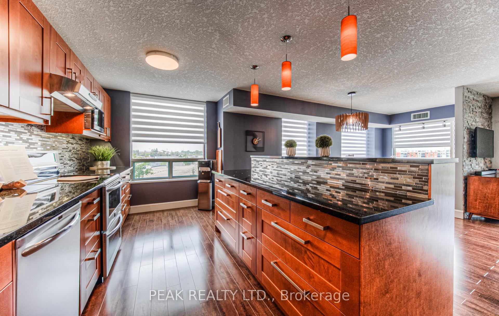 Photo 22 of Unit 811, 55 Blue Springs Drive, Waterloo — HOMEH