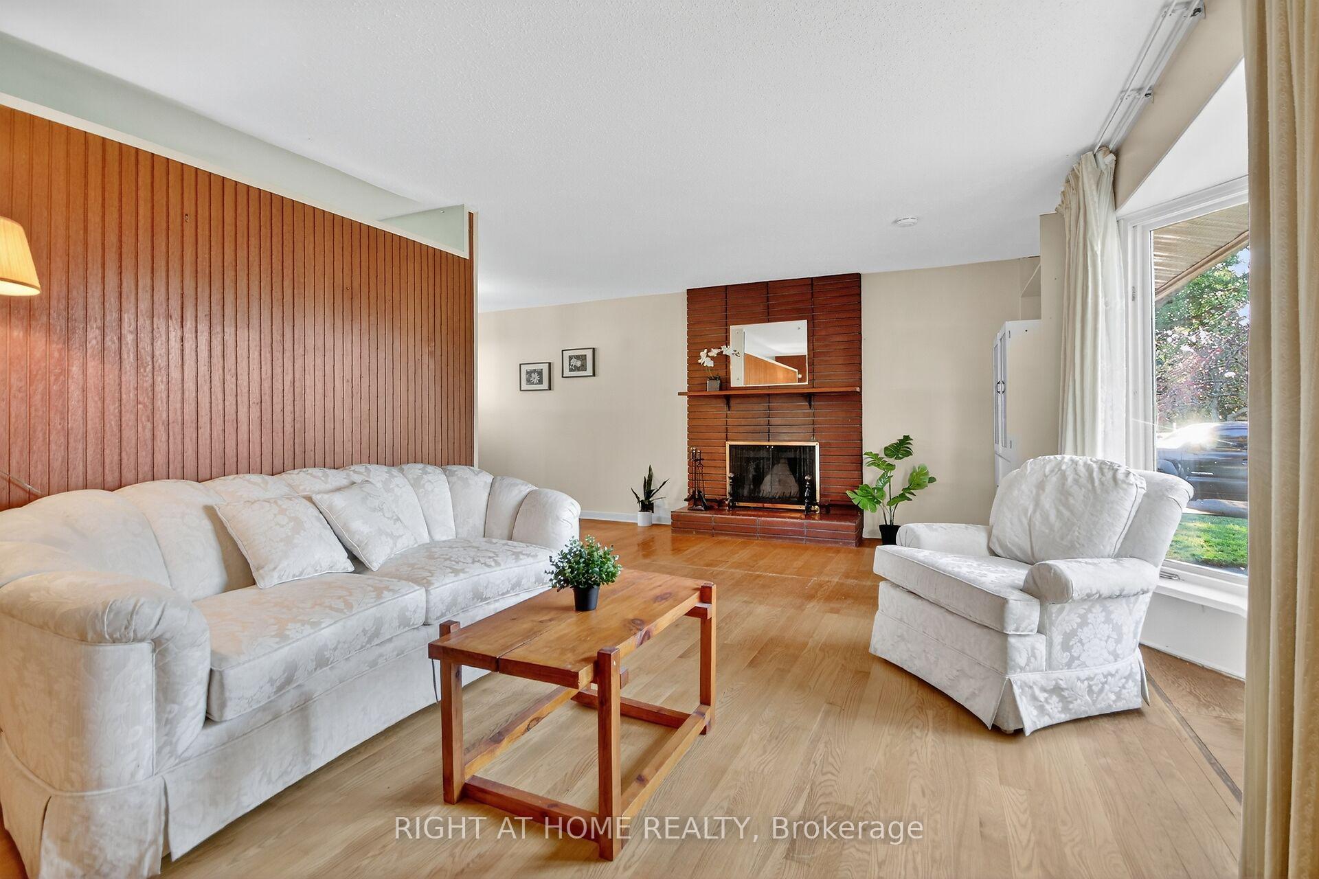 Photo 6 of 6 Higwood Drive, Ottawa, Borden Farm/Stewart Farm/Carleton Heights/Parkwood Hills — HOMEH
