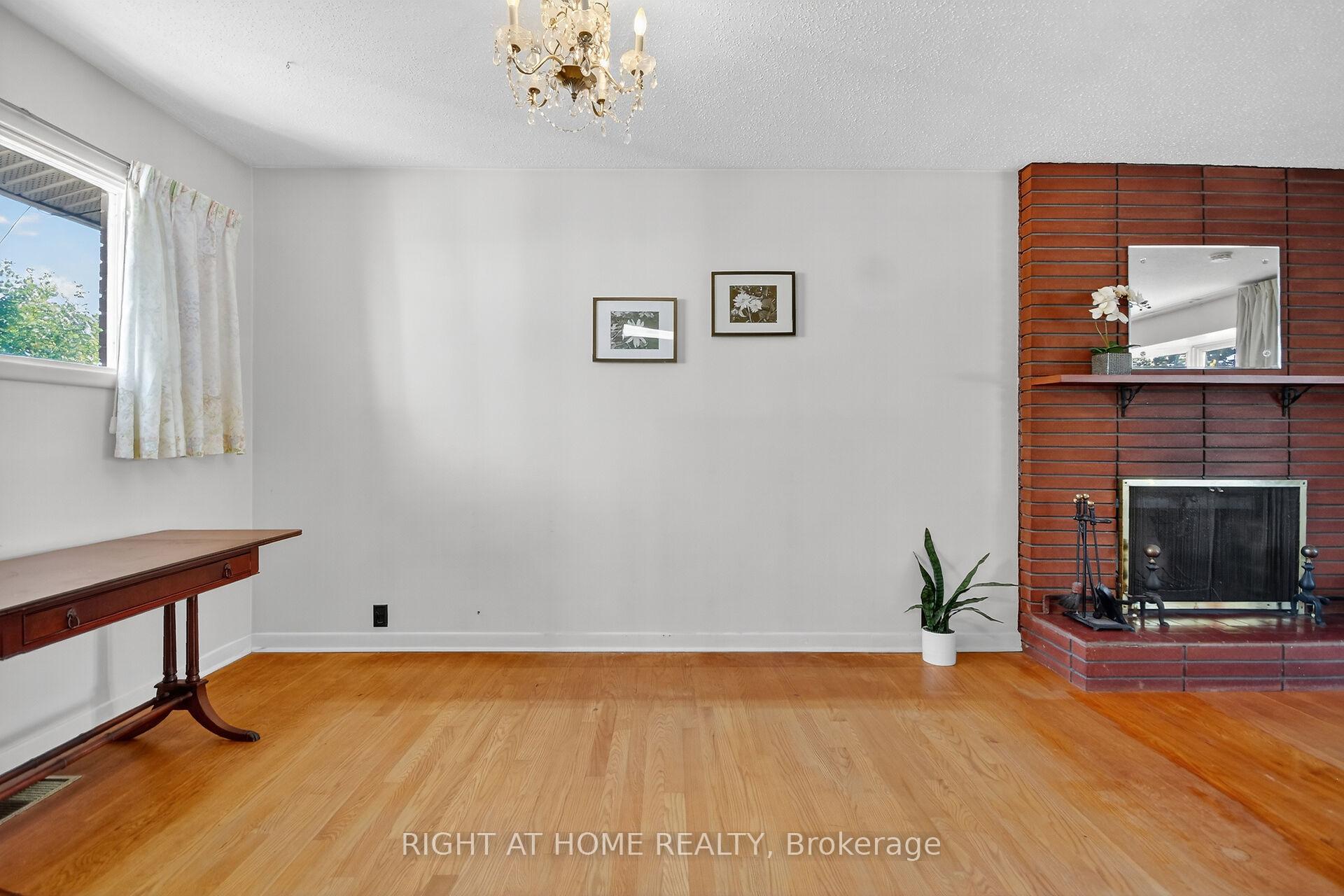 Photo 11 of 6 Higwood Drive, Ottawa, Borden Farm/Stewart Farm/Carleton Heights/Parkwood Hills — HOMEH