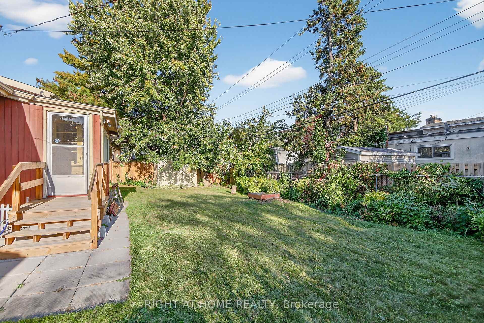 Photo 32 of 6 Higwood Drive, Ottawa, Borden Farm/Stewart Farm/Carleton Heights/Parkwood Hills — HOMEH