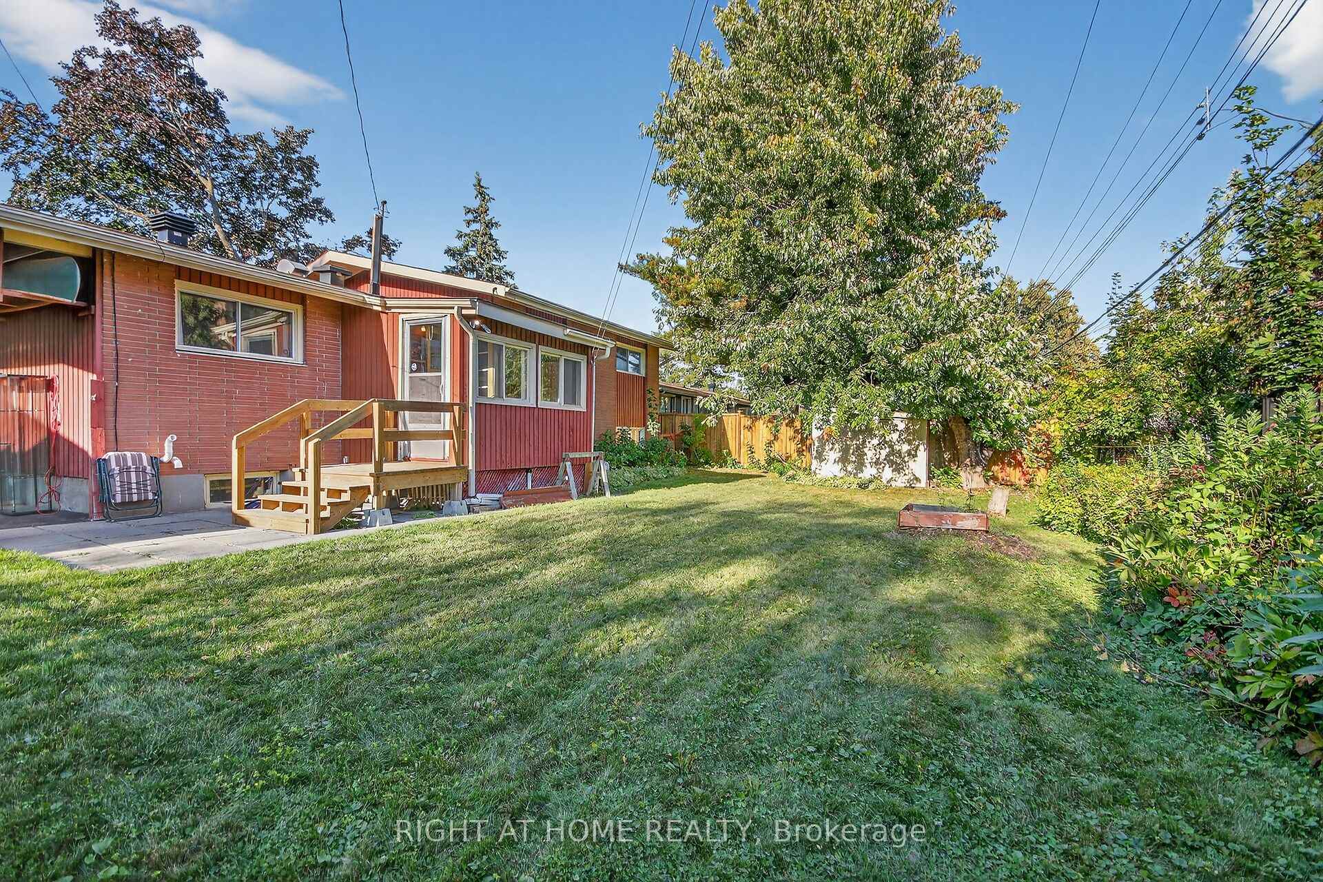Photo 33 of 6 Higwood Drive, Ottawa, Borden Farm/Stewart Farm/Carleton Heights/Parkwood Hills — HOMEH