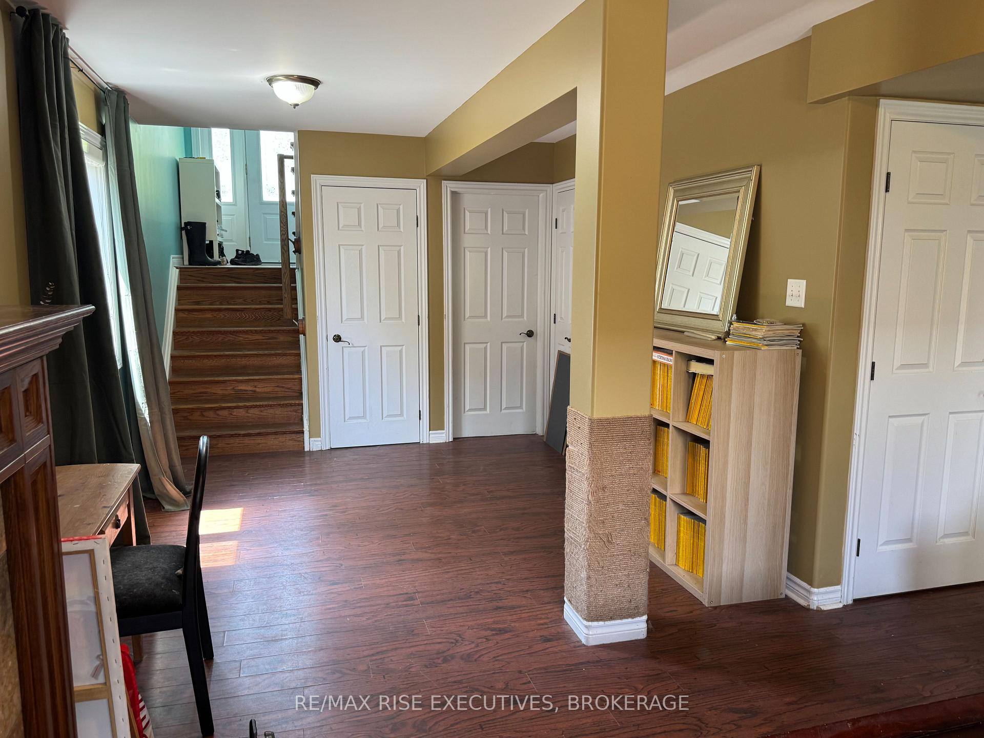 Photo 12 of 211 Oak Street, Gananoque — HOMEH