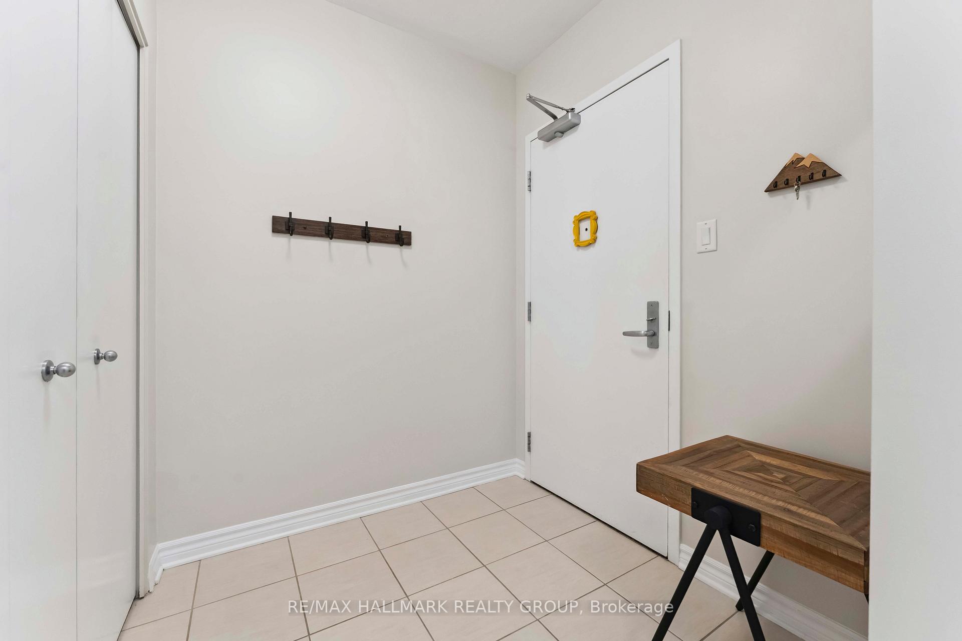 Photo 5 of Unit 304, 70 Landry Street, Ottawa, Vanier — HOMEH