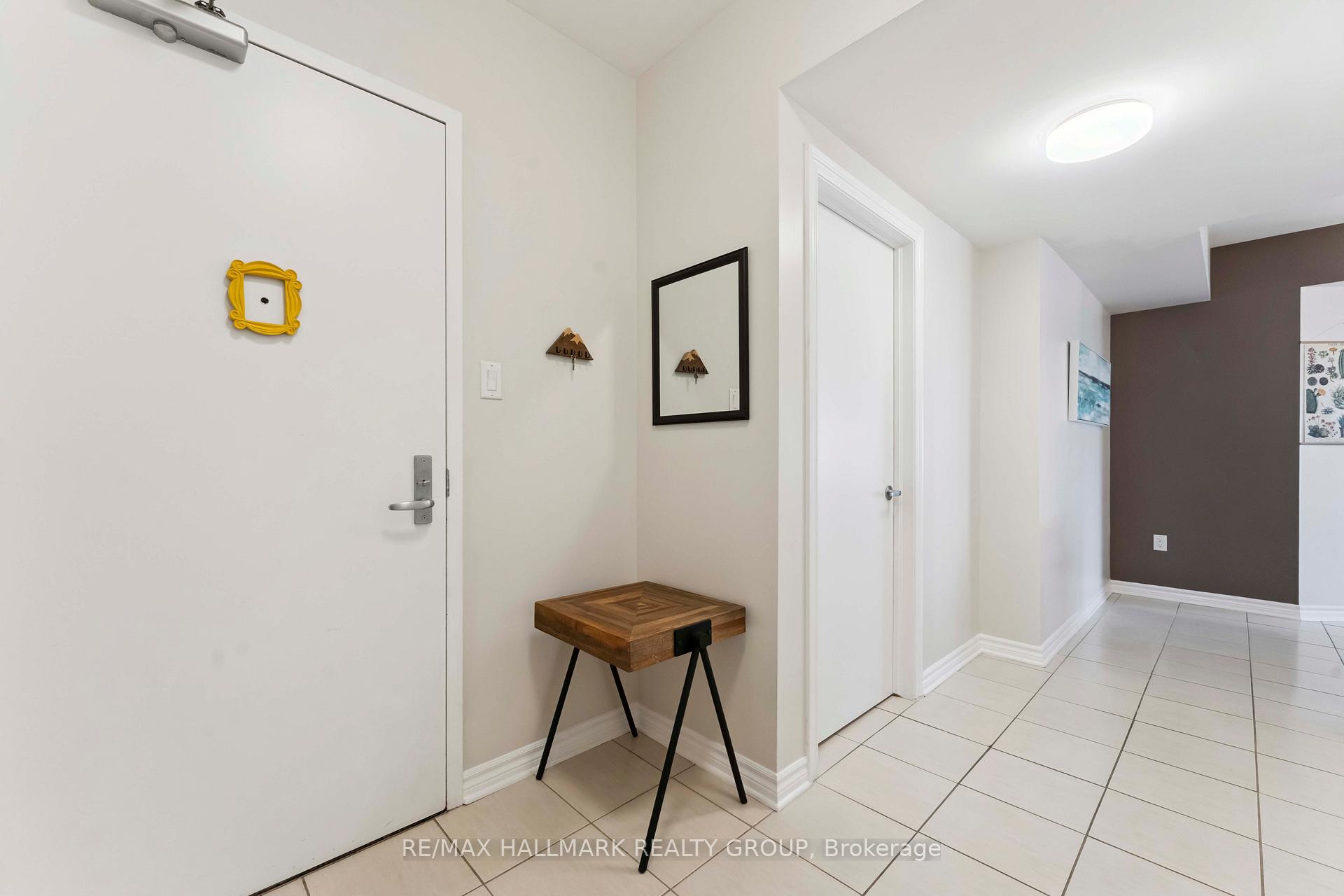 Photo 6 of Unit 304, 70 Landry Street, Ottawa, Vanier — HOMEH