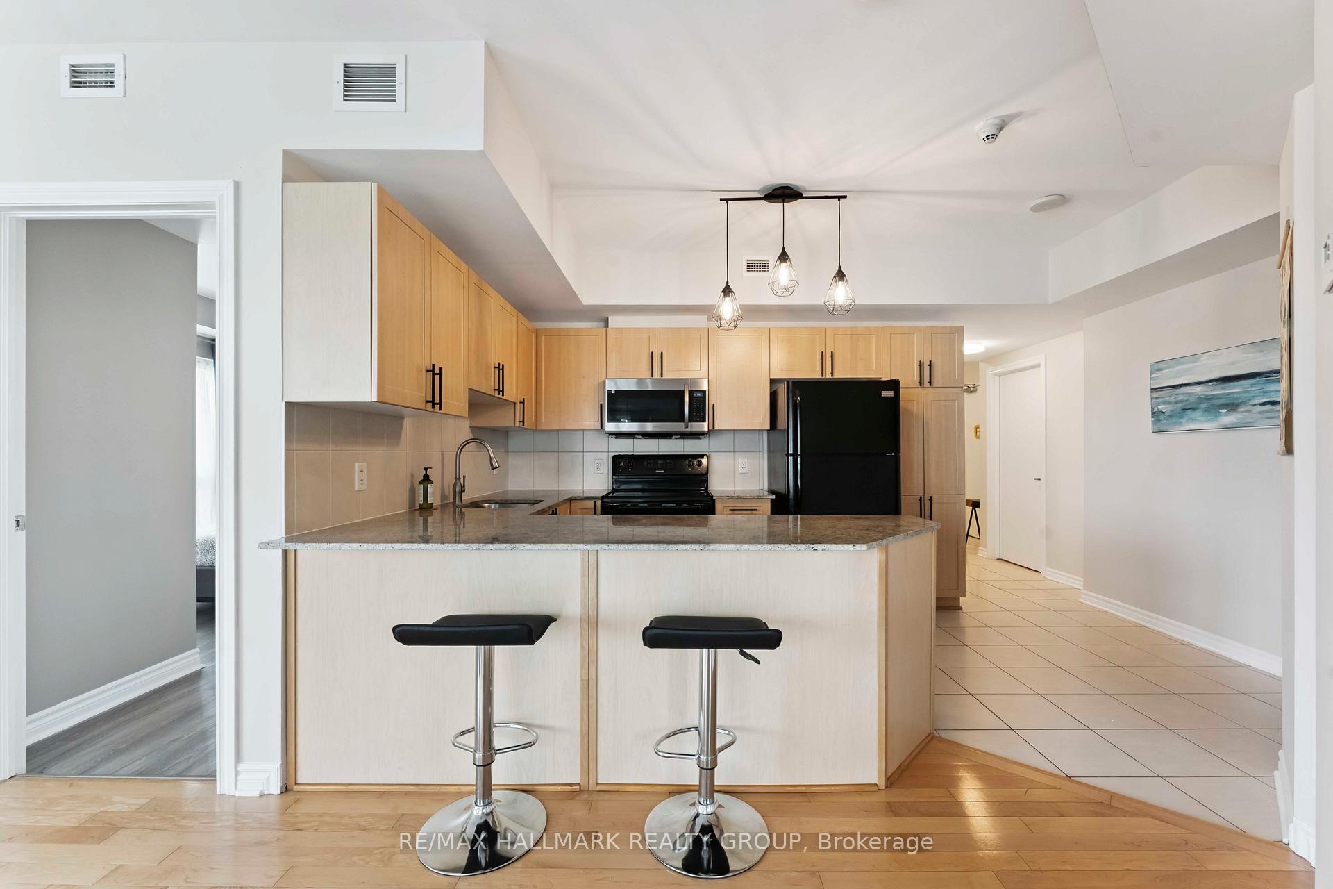 Photo 22 of Unit 304, 70 Landry Street, Ottawa, Vanier — HOMEH