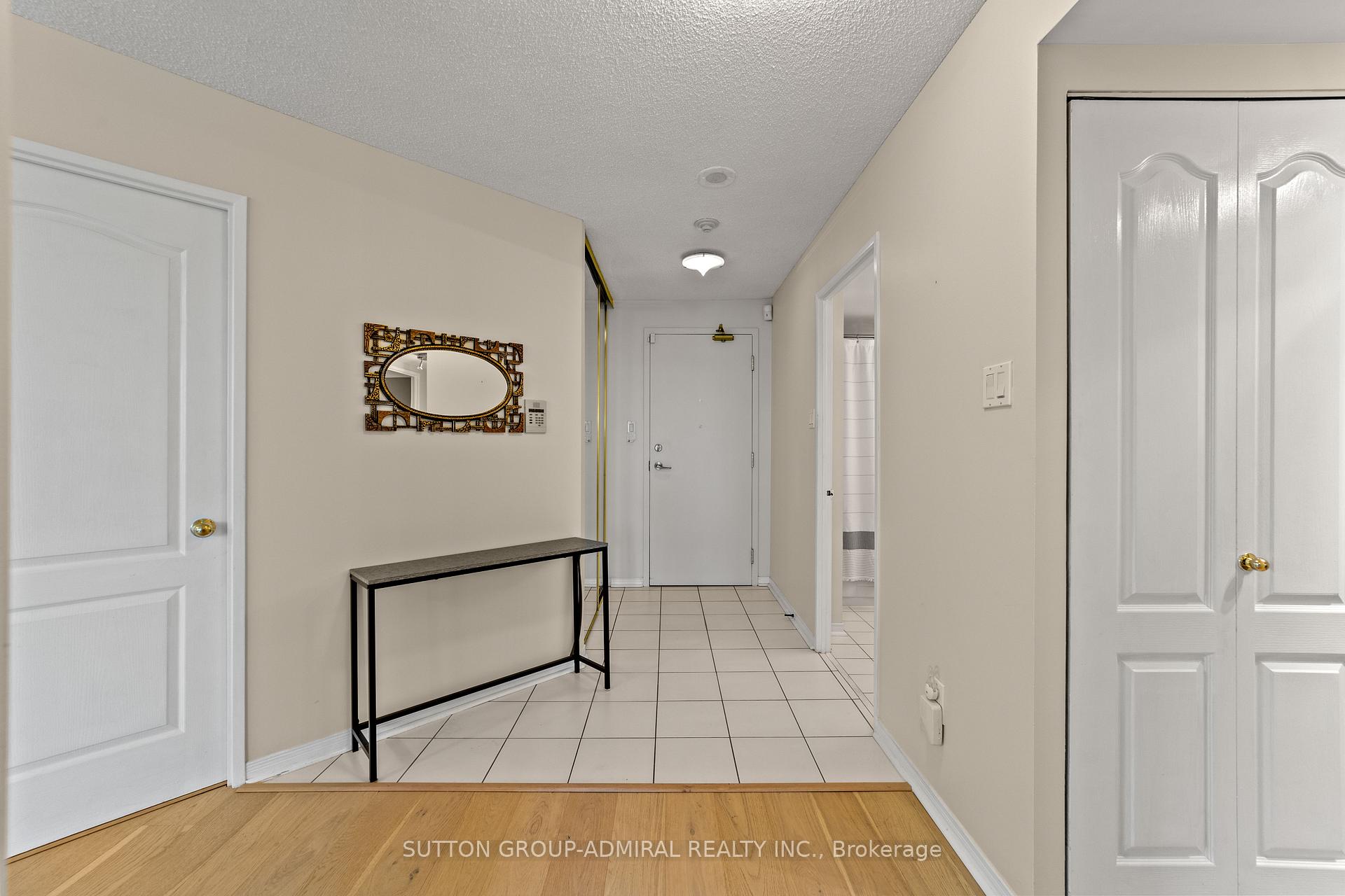 Photo 28 of Unit 304, 11 Townsgate Drive, Vaughan, Crestwood-Springfarm-Yorkhill — HOMEH