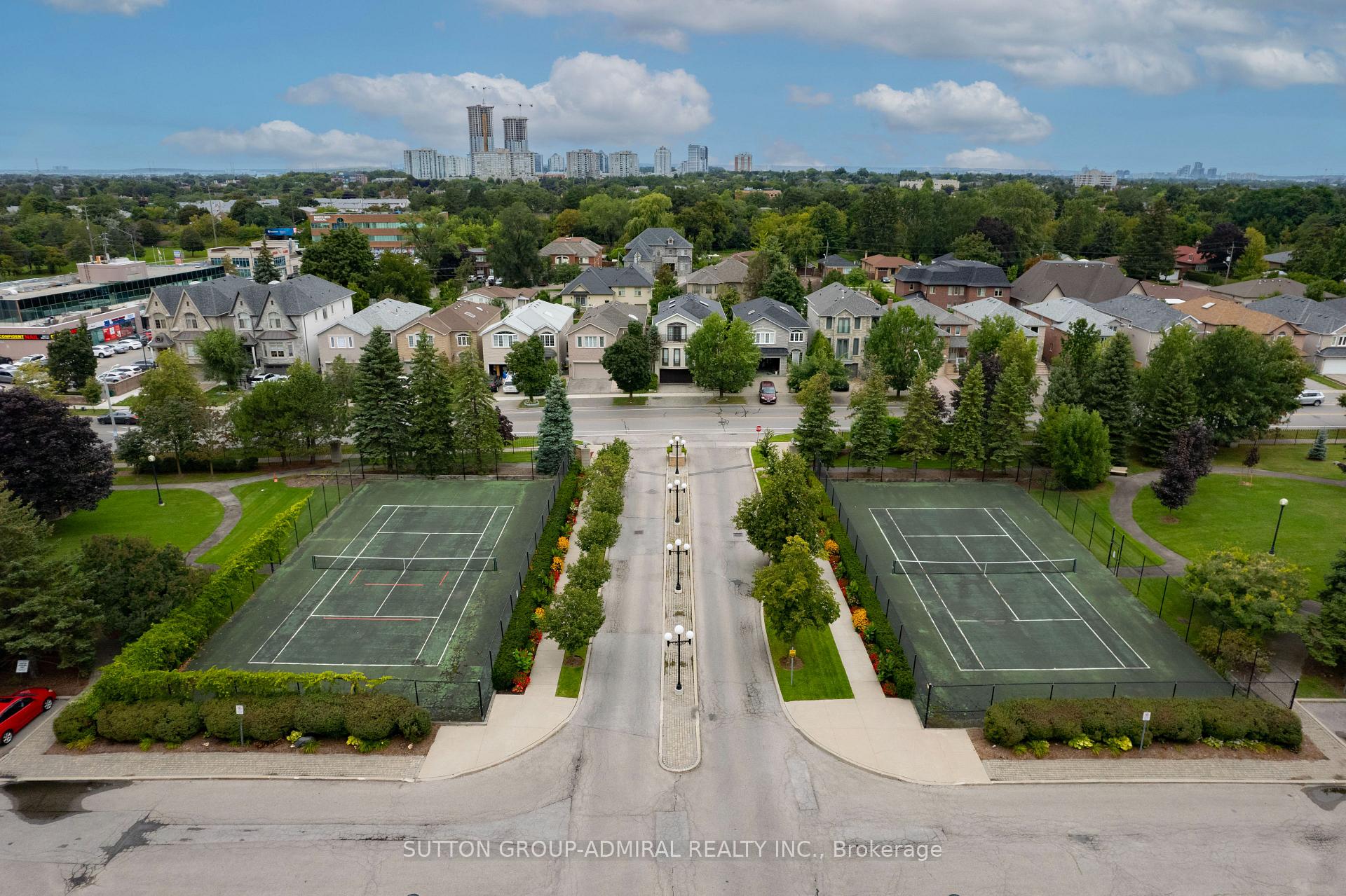 Photo 46 of Unit 304, 11 Townsgate Drive, Vaughan, Crestwood-Springfarm-Yorkhill — HOMEH