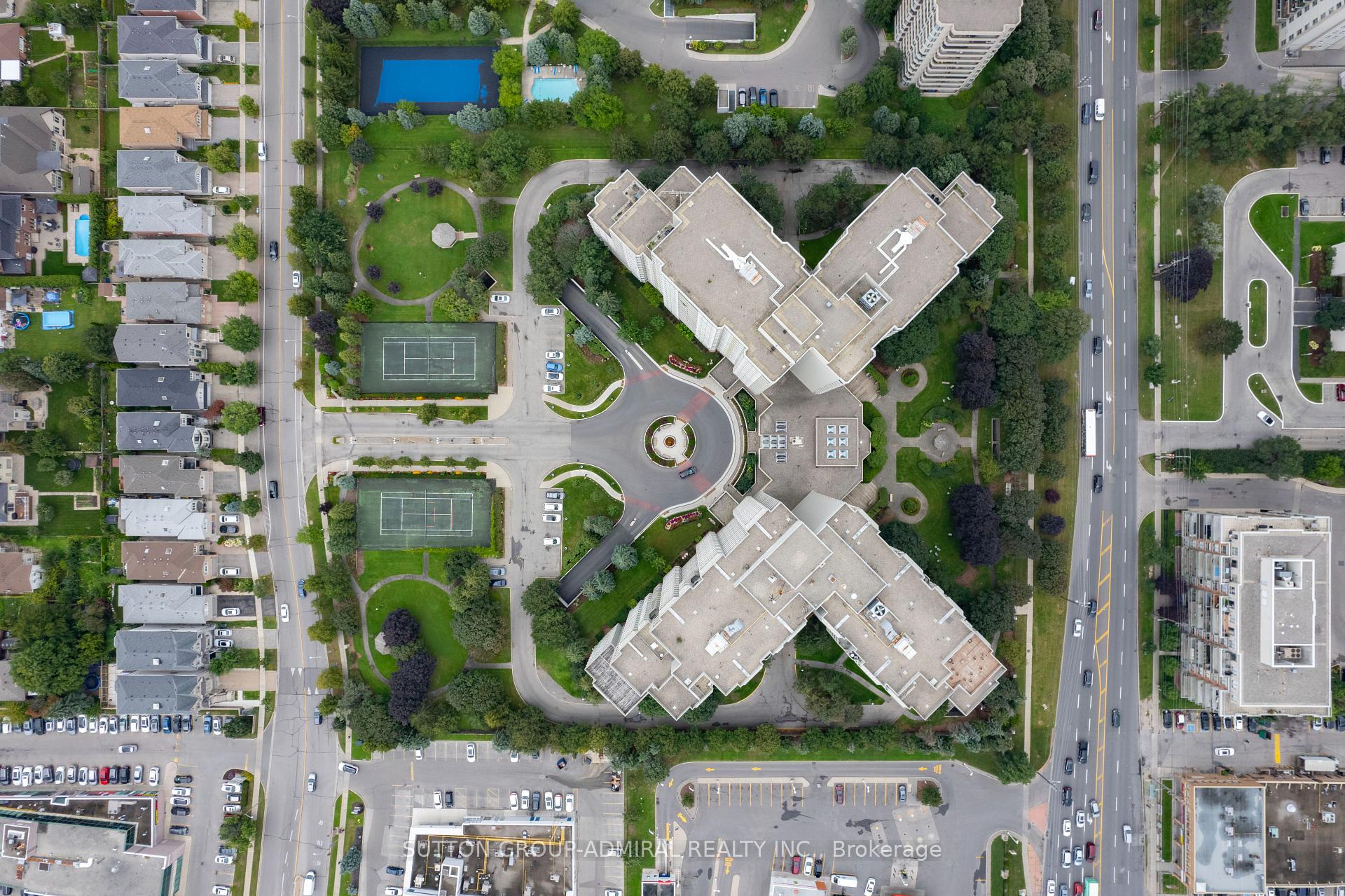 Photo 47 of Unit 304, 11 Townsgate Drive, Vaughan, Crestwood-Springfarm-Yorkhill — HOMEH