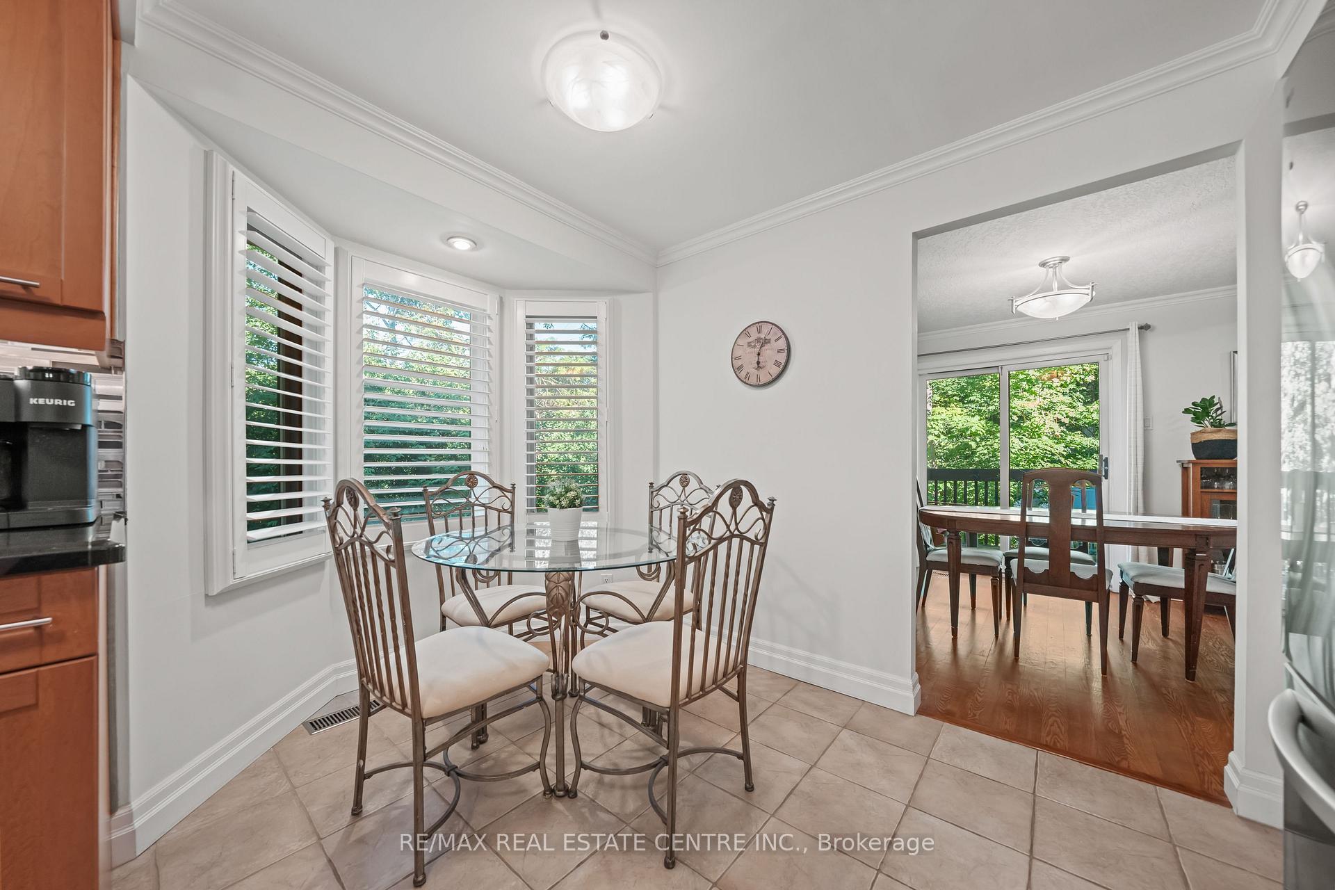 Photo 14 of Unit 11, 232 Kingswood Drive, Kitchener — HOMEH
