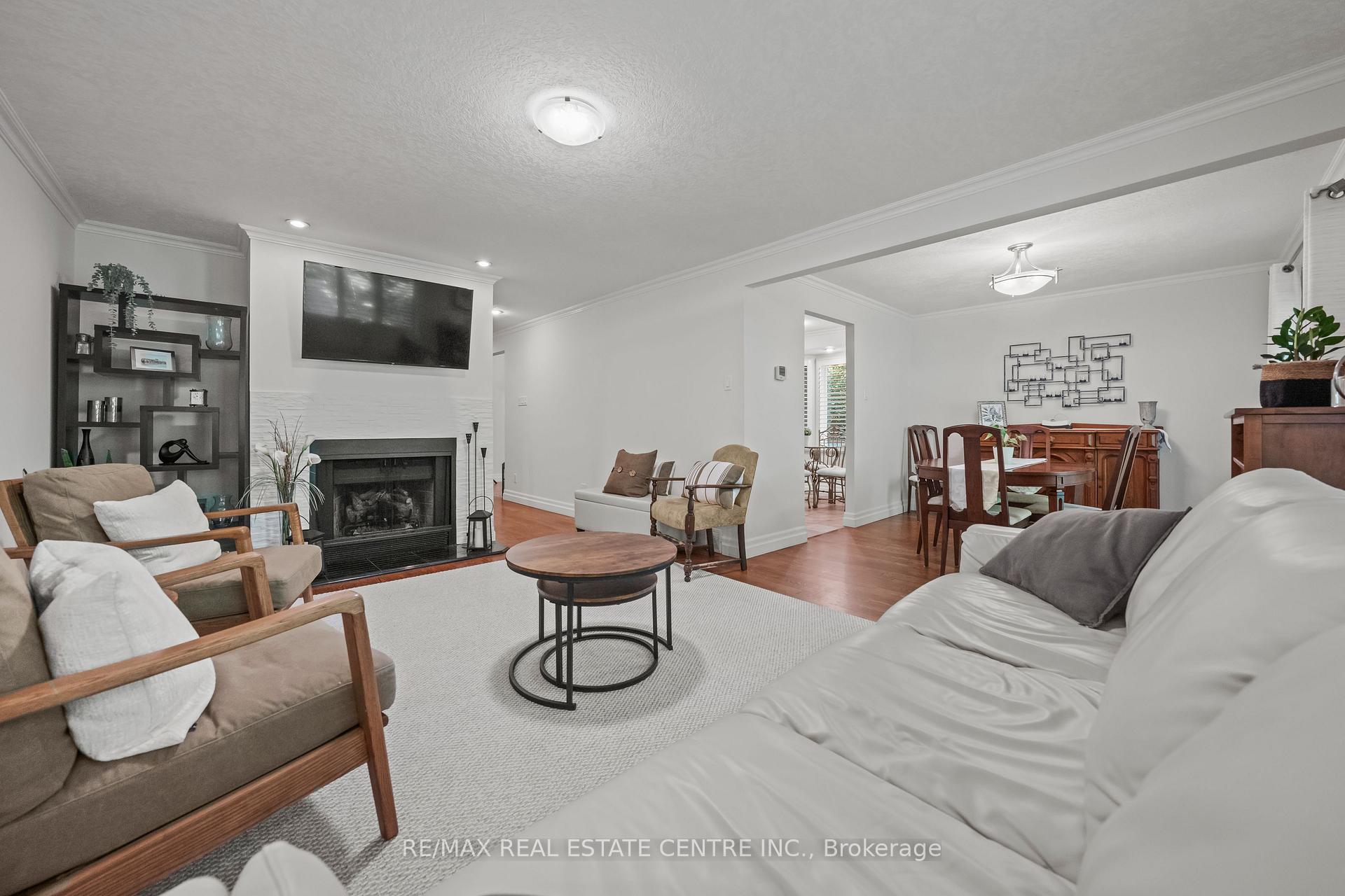 Photo 19 of Unit 11, 232 Kingswood Drive, Kitchener — HOMEH