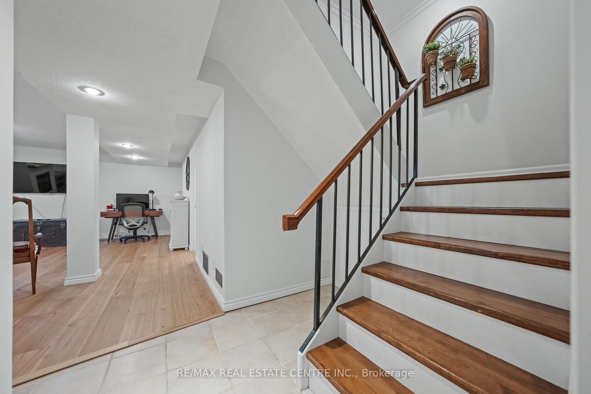 Photo 28 of Unit 11, 232 Kingswood Drive, Kitchener — HOMEH