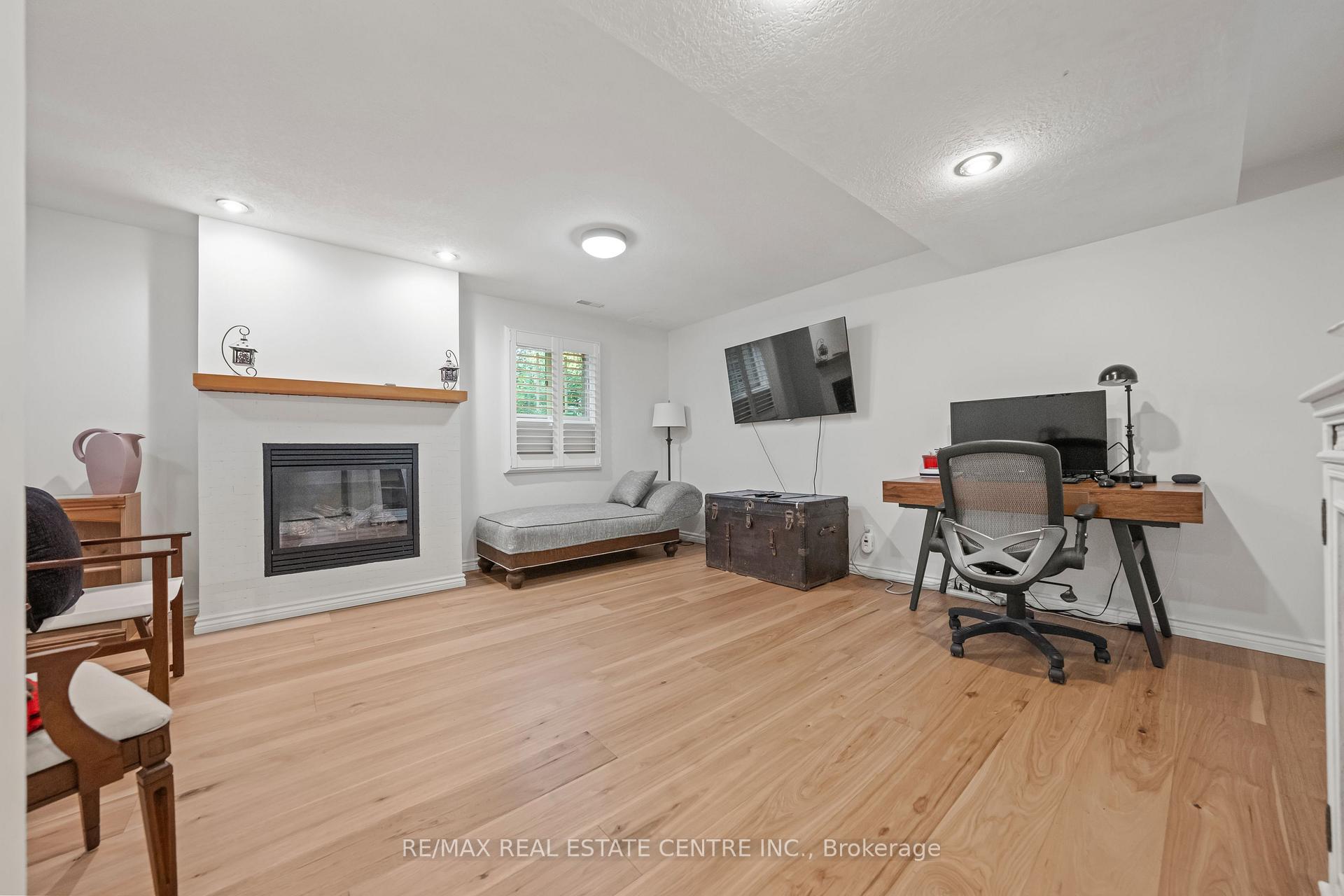 Photo 29 of Unit 11, 232 Kingswood Drive, Kitchener — HOMEH
