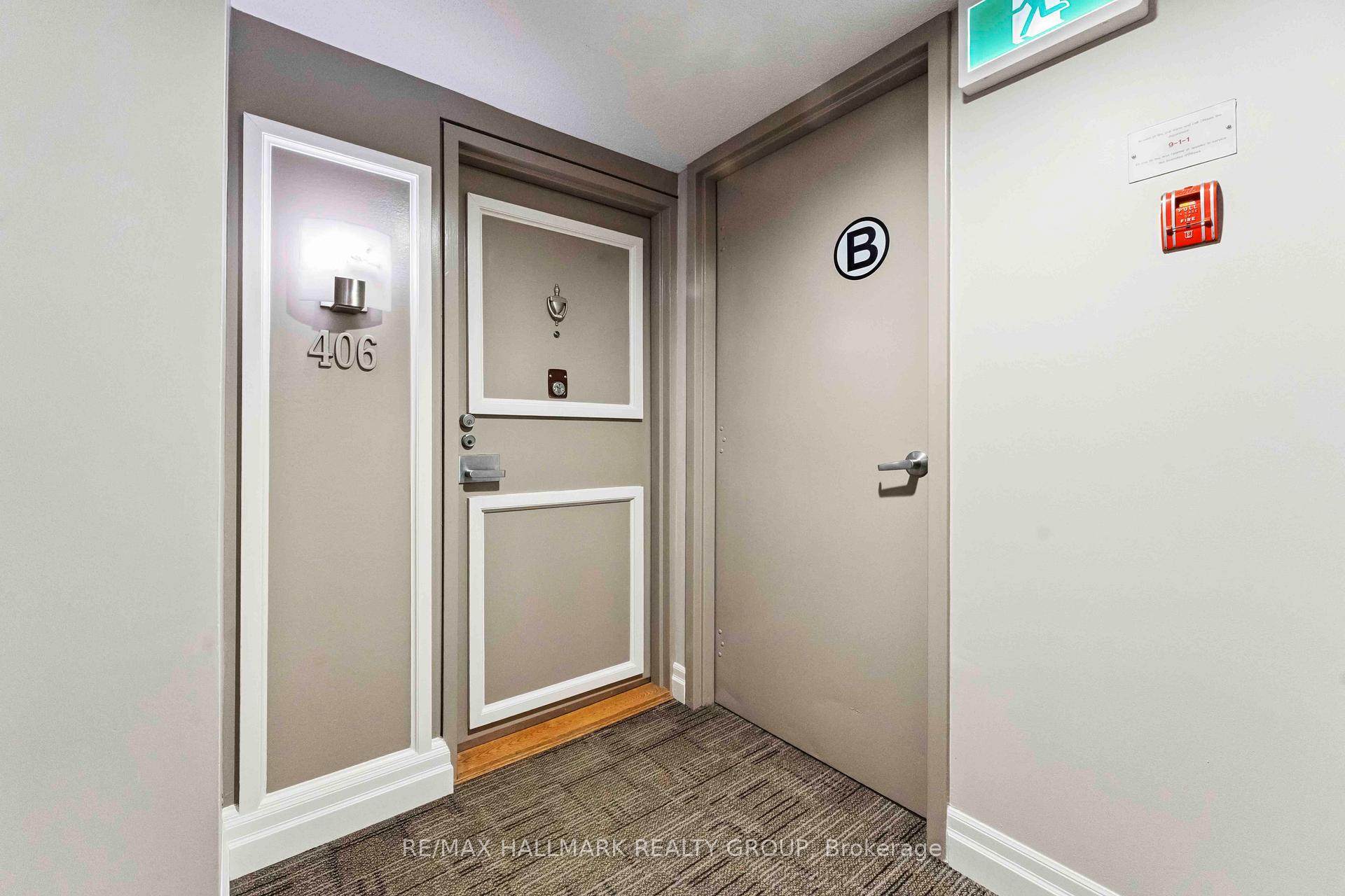 Photo 2 of Unit 406, 333 Chapel Street, Ottawa, Sandy Hill — HOMEH