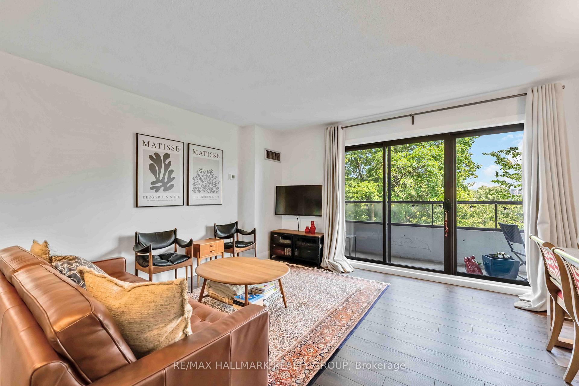Photo 8 of Unit 406, 333 Chapel Street, Ottawa, Sandy Hill — HOMEH