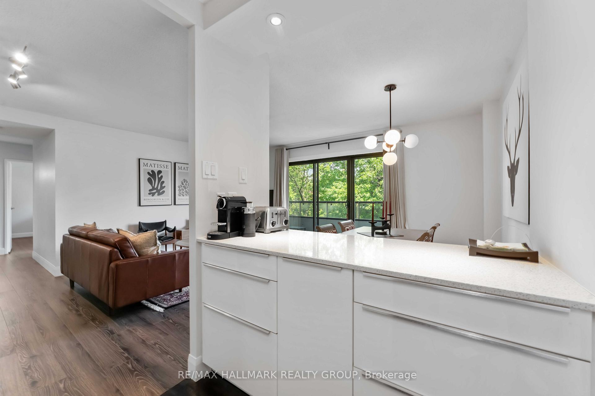 Photo 17 of Unit 406, 333 Chapel Street, Ottawa, Sandy Hill — HOMEH