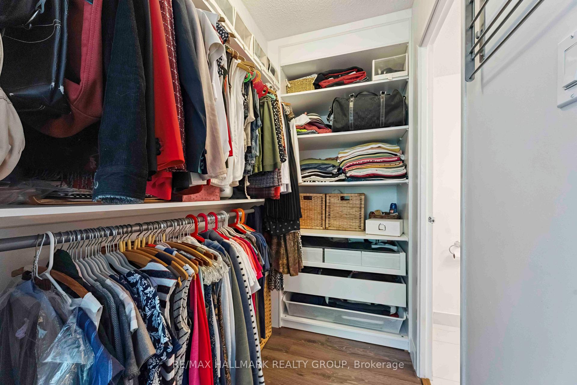 Photo 21 of Unit 406, 333 Chapel Street, Ottawa, Sandy Hill — HOMEH