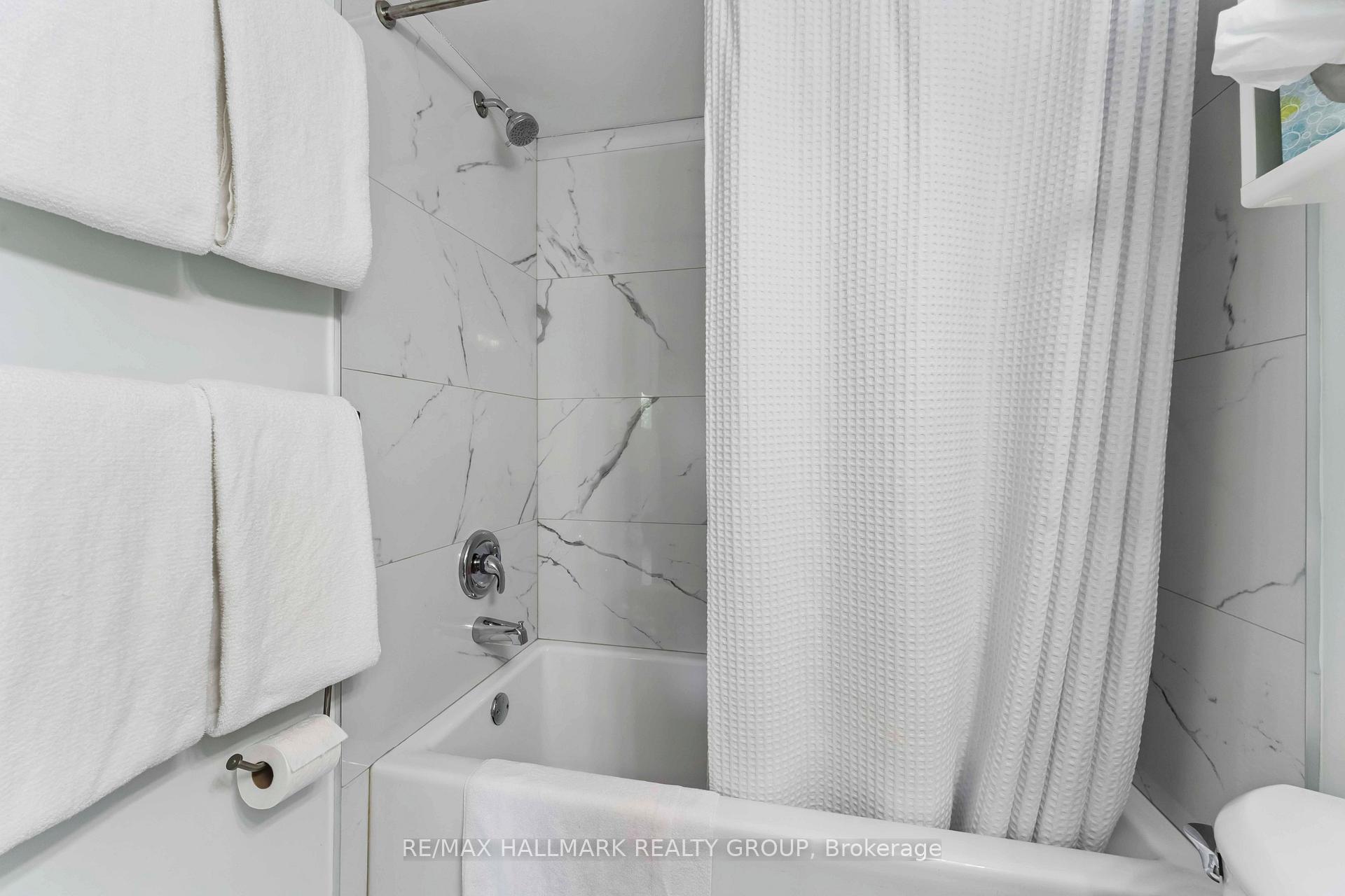 Photo 24 of Unit 406, 333 Chapel Street, Ottawa, Sandy Hill — HOMEH
