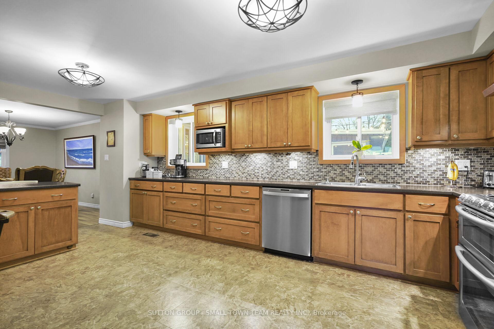 Photo 8 of 72223 Bluewater Highway, Bluewater, Hay — HOMEH