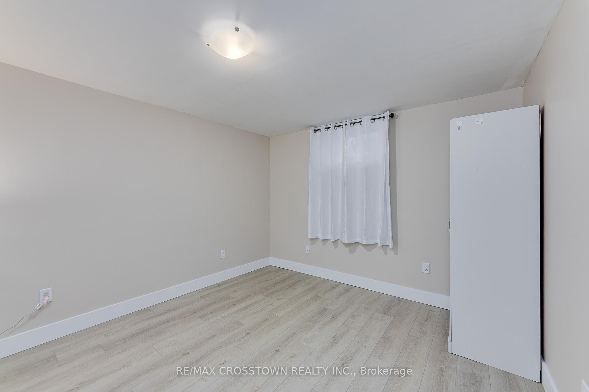 Photo 18 of 6 Davidson Street, Barrie, 400 North — HOMEH