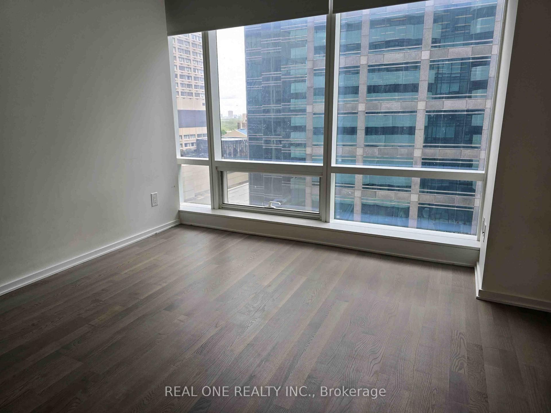 Photo 6 of Unit 1204, 1 Bloor Street E, Toronto, Church-Yonge Corridor — HOMEH