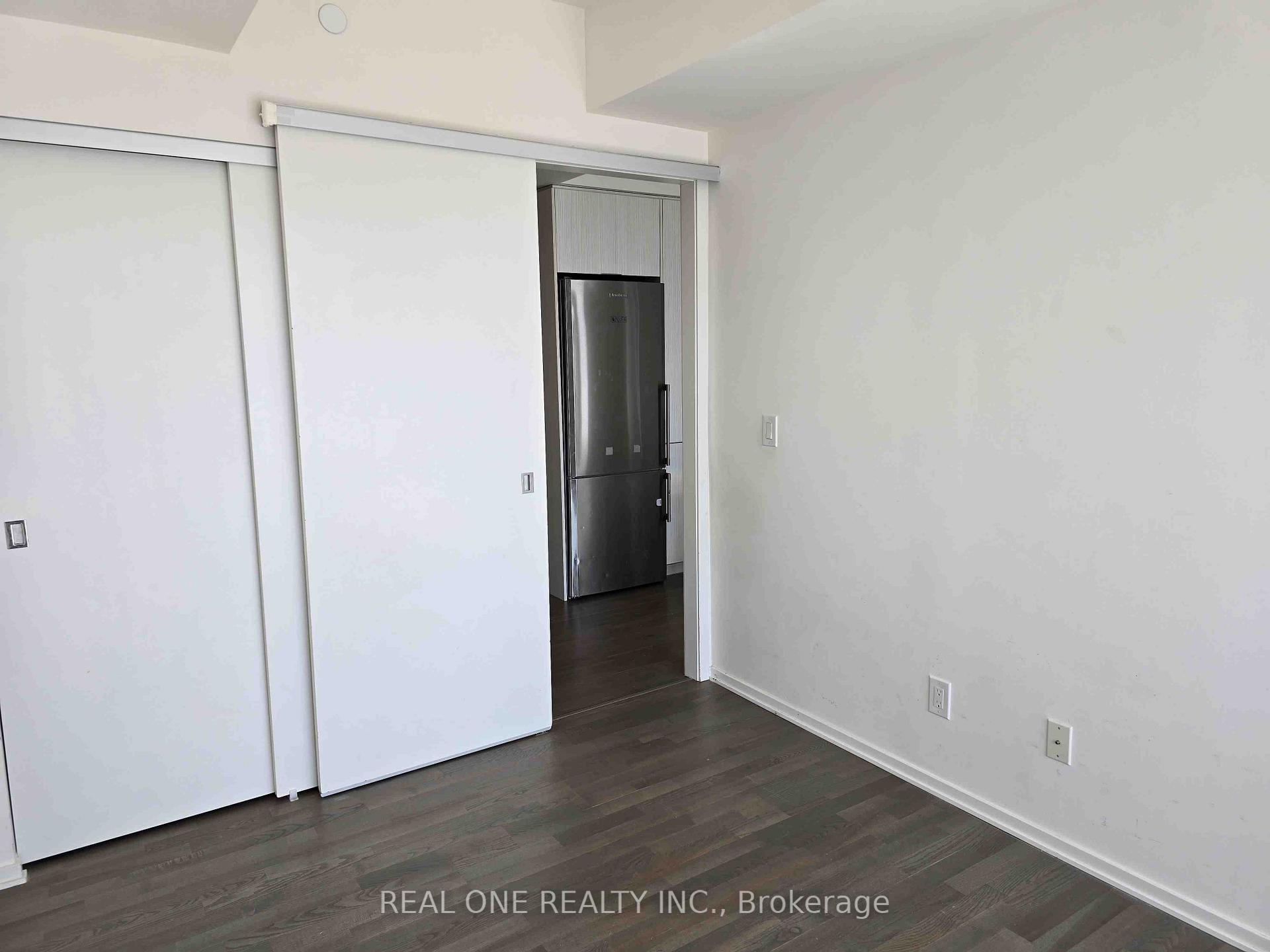 Photo 12 of Unit 1204, 1 Bloor Street E, Toronto, Church-Yonge Corridor — HOMEH