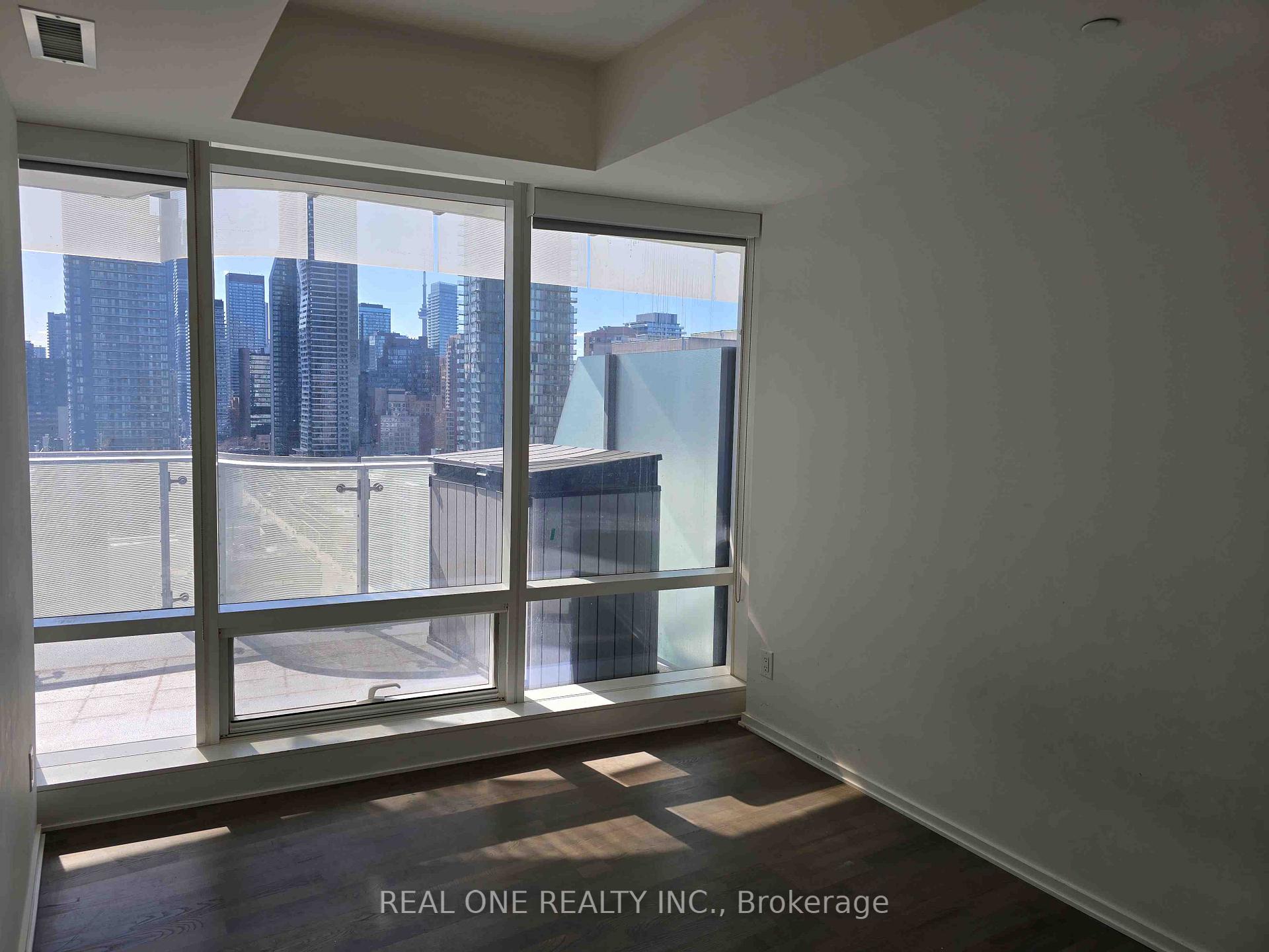Photo 13 of Unit 1204, 1 Bloor Street E, Toronto, Church-Yonge Corridor — HOMEH