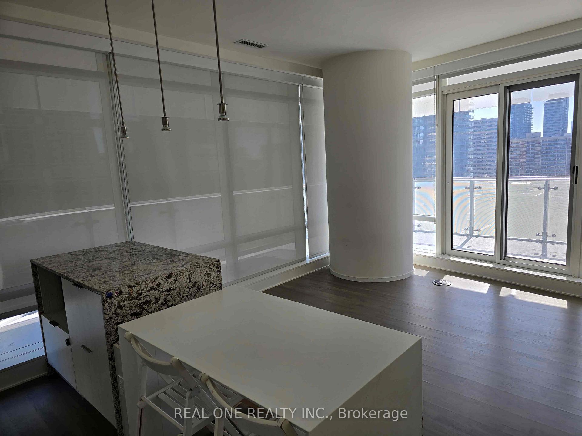 Photo 15 of Unit 1204, 1 Bloor Street E, Toronto, Church-Yonge Corridor — HOMEH